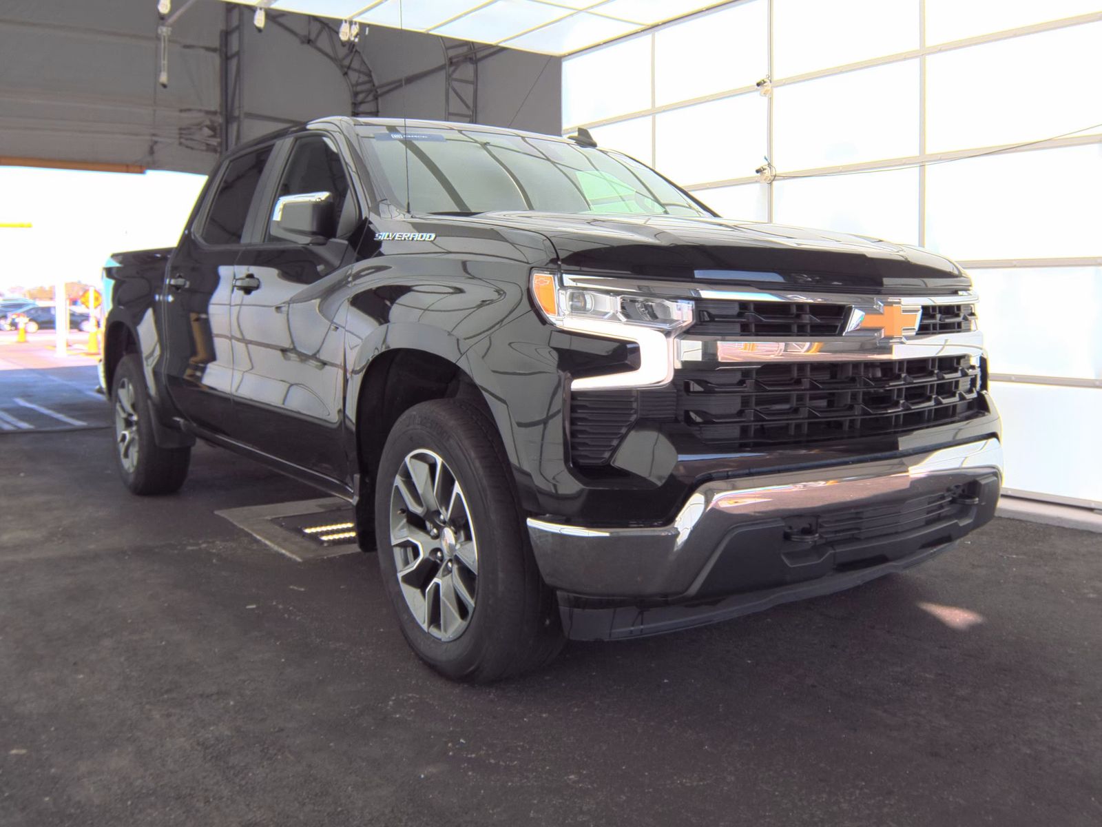 2023 Chevrolet Silverado 1500 LT AWD