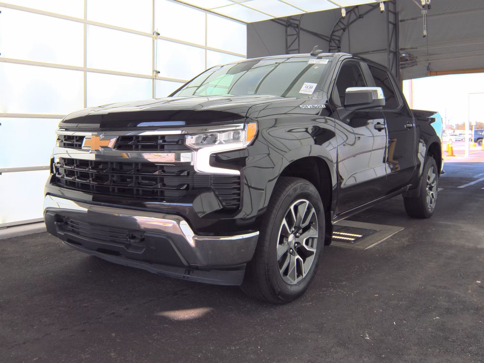 2023 Chevrolet Silverado 1500 LT AWD