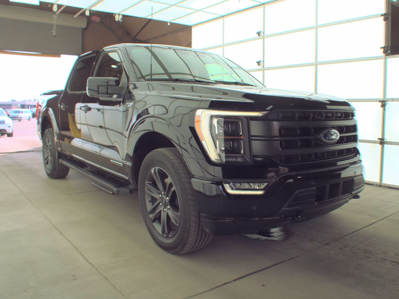 2023 Ford F-150 Hybrid Lariat AWD