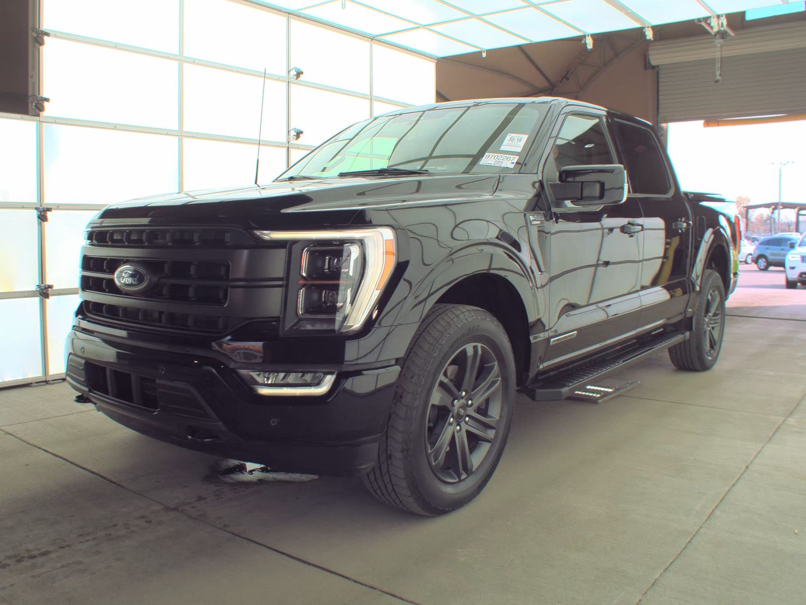 2023 Ford F-150 Hybrid Lariat AWD