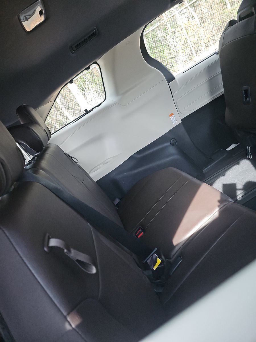 2022 Toyota Sienna Platinum AWD