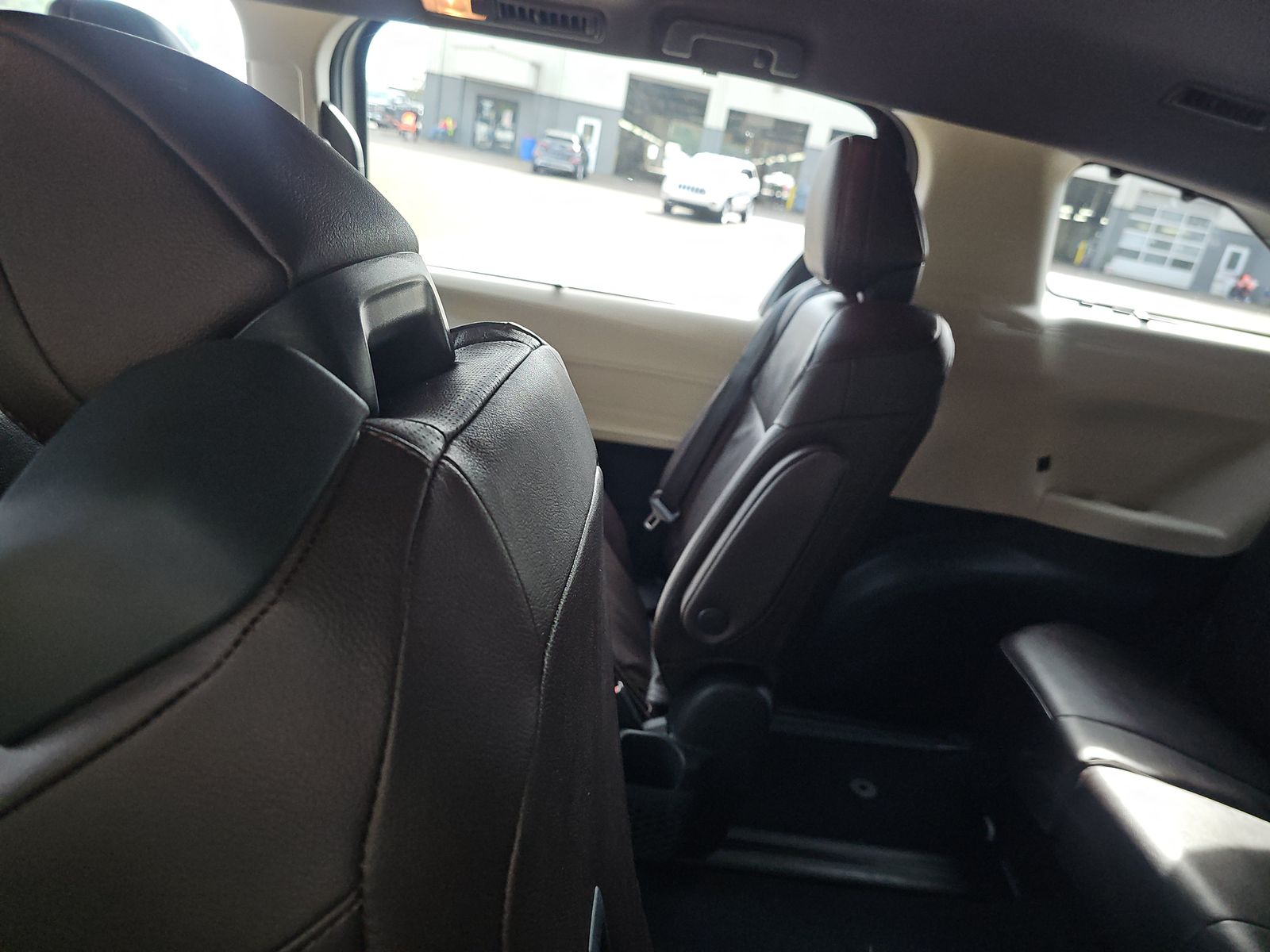 2022 Toyota Sienna Platinum AWD