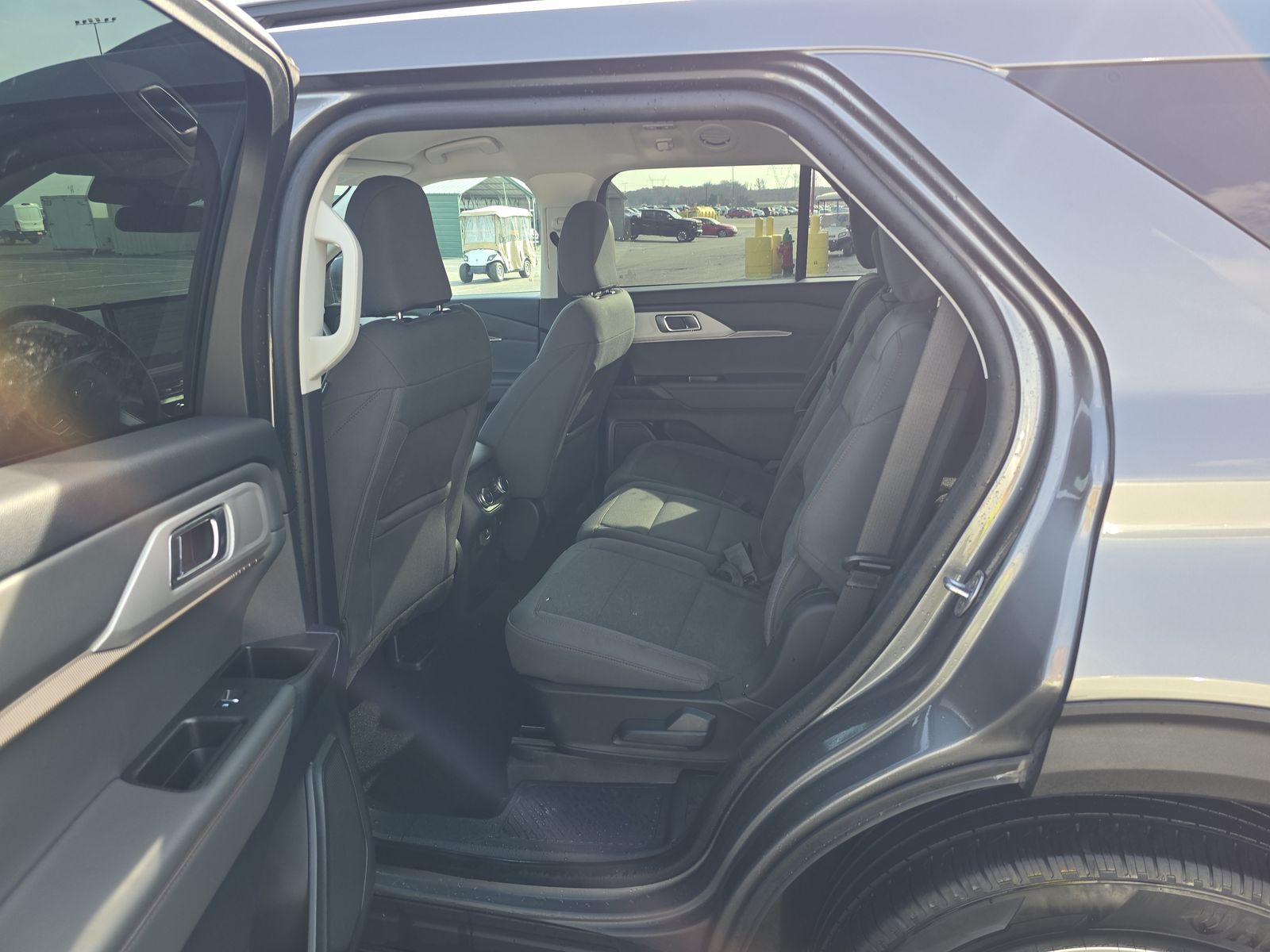 2025 Ford Explorer Active AWD