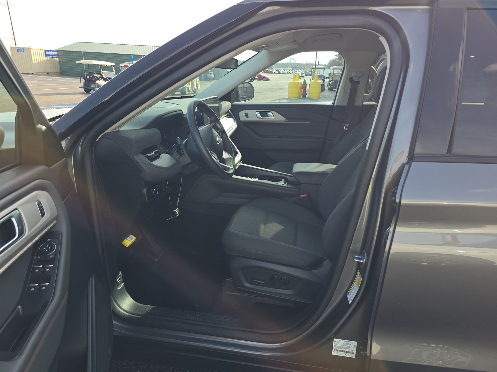 2025 Ford Explorer Active AWD