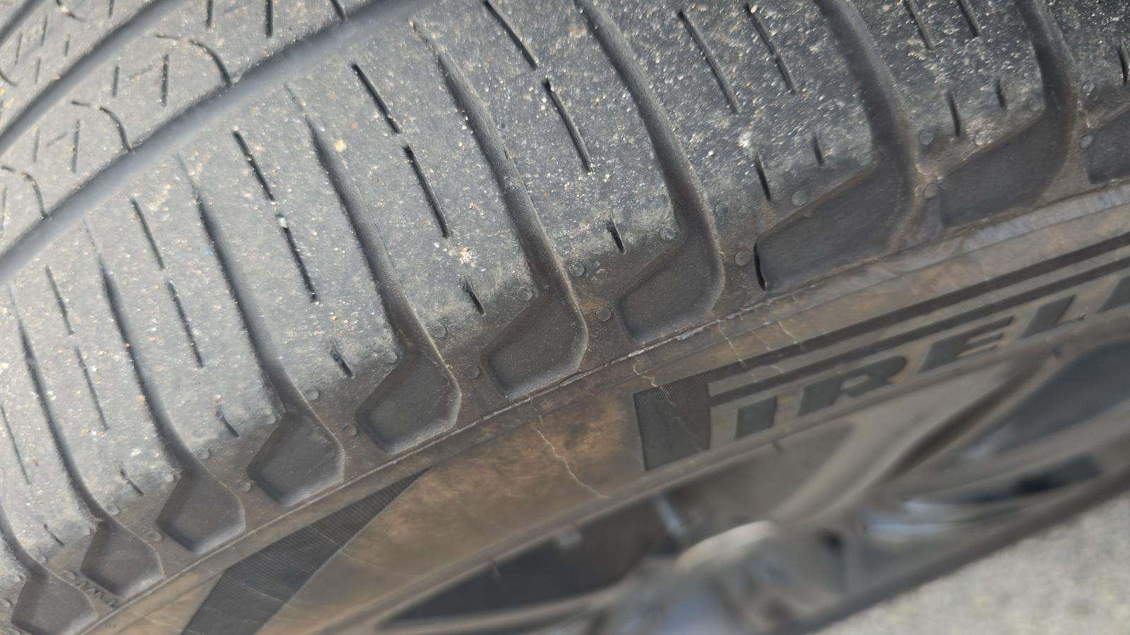 2023 Land Rover Range Rover Velar R-Dynamic S AWD