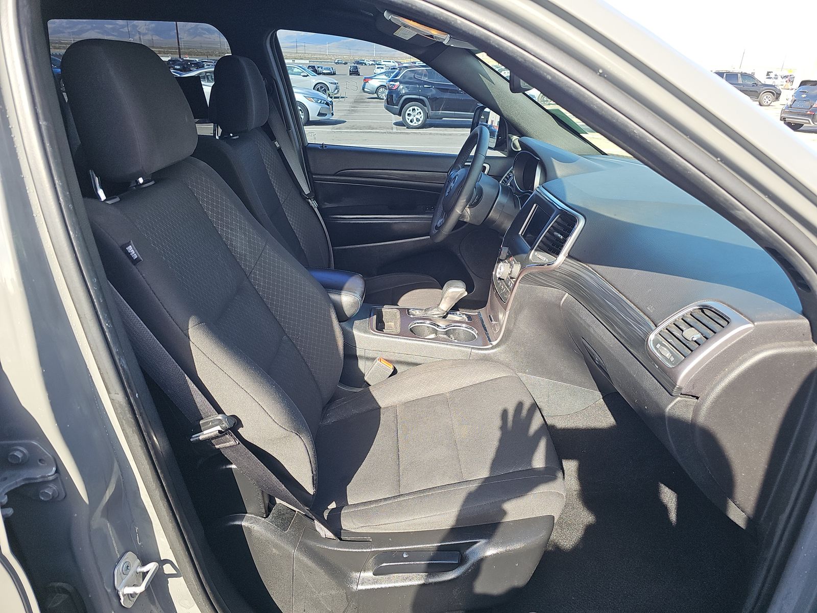 2019 Jeep Grand Cherokee Laredo Upland Edition RWD