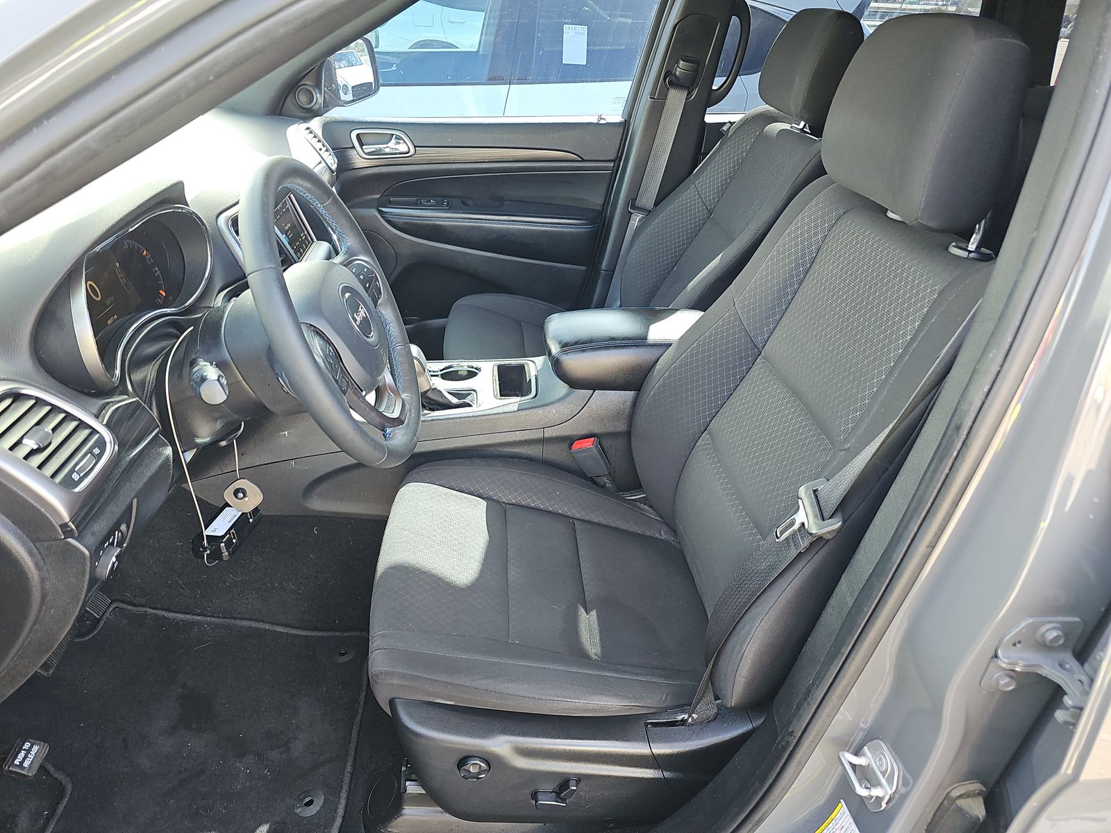 2019 Jeep Grand Cherokee Laredo Upland Edition RWD