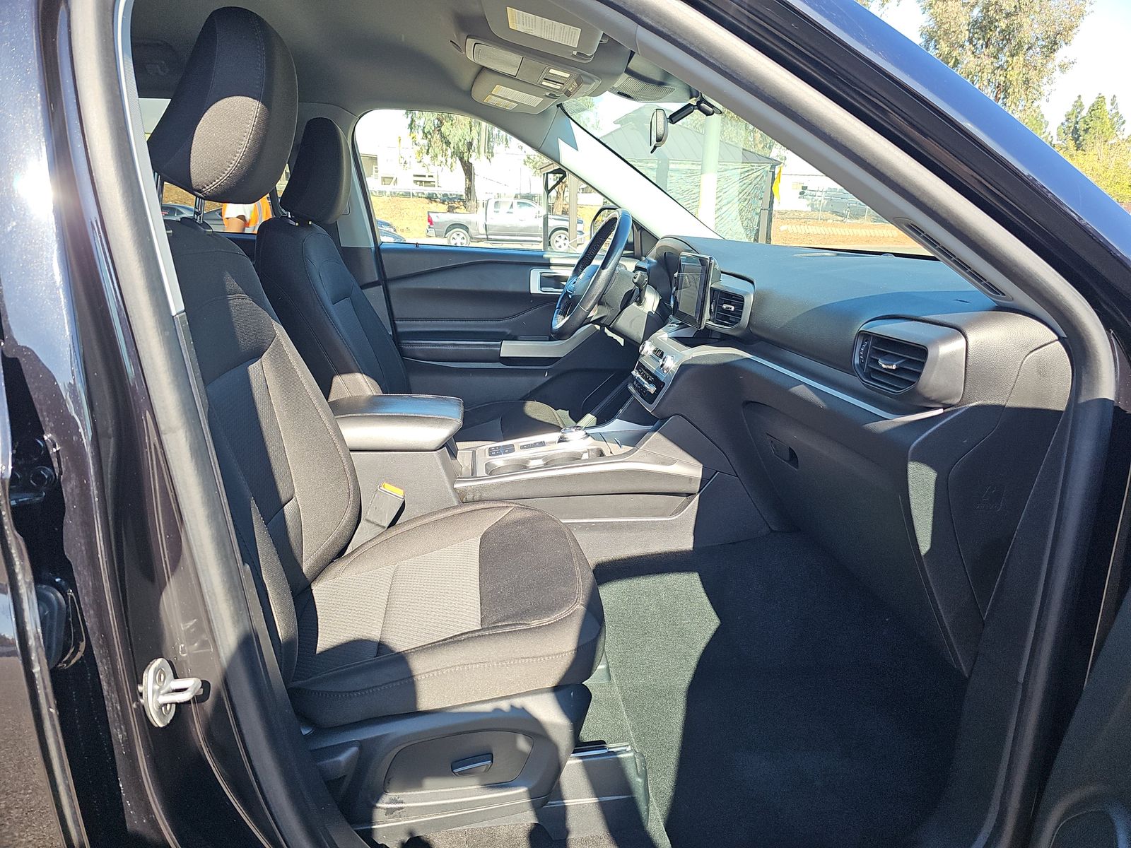 2022 Ford Explorer XLT FWD