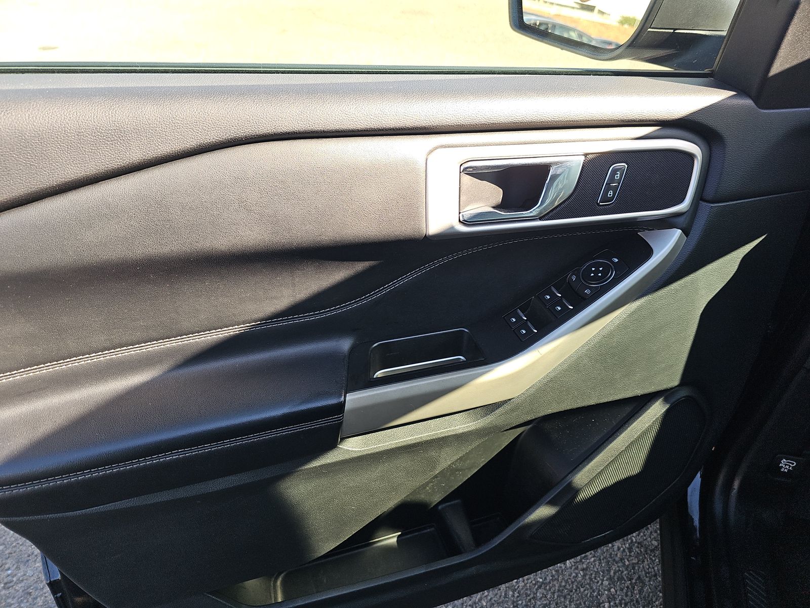 2022 Ford Explorer XLT FWD