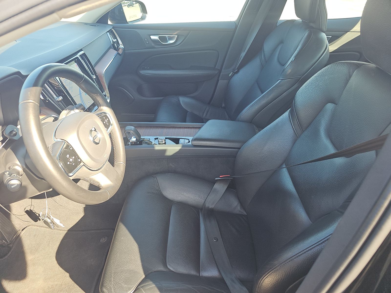 2024 Volvo S60 B5 Plus FWD