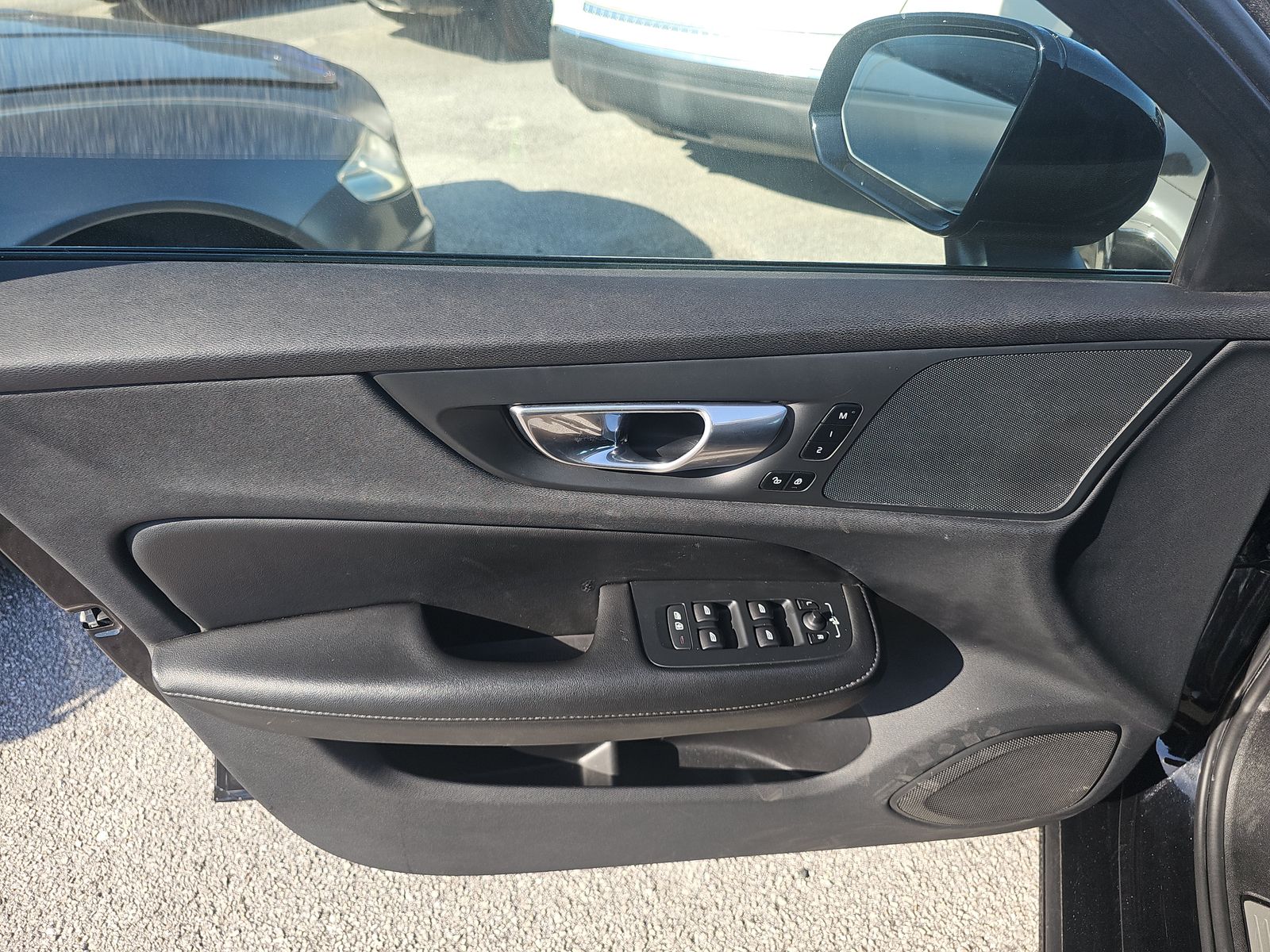 2024 Volvo S60 B5 Plus FWD