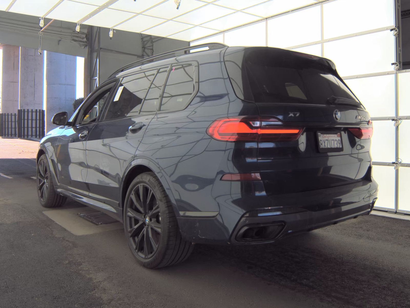 2021 BMW X7 M50i AWD