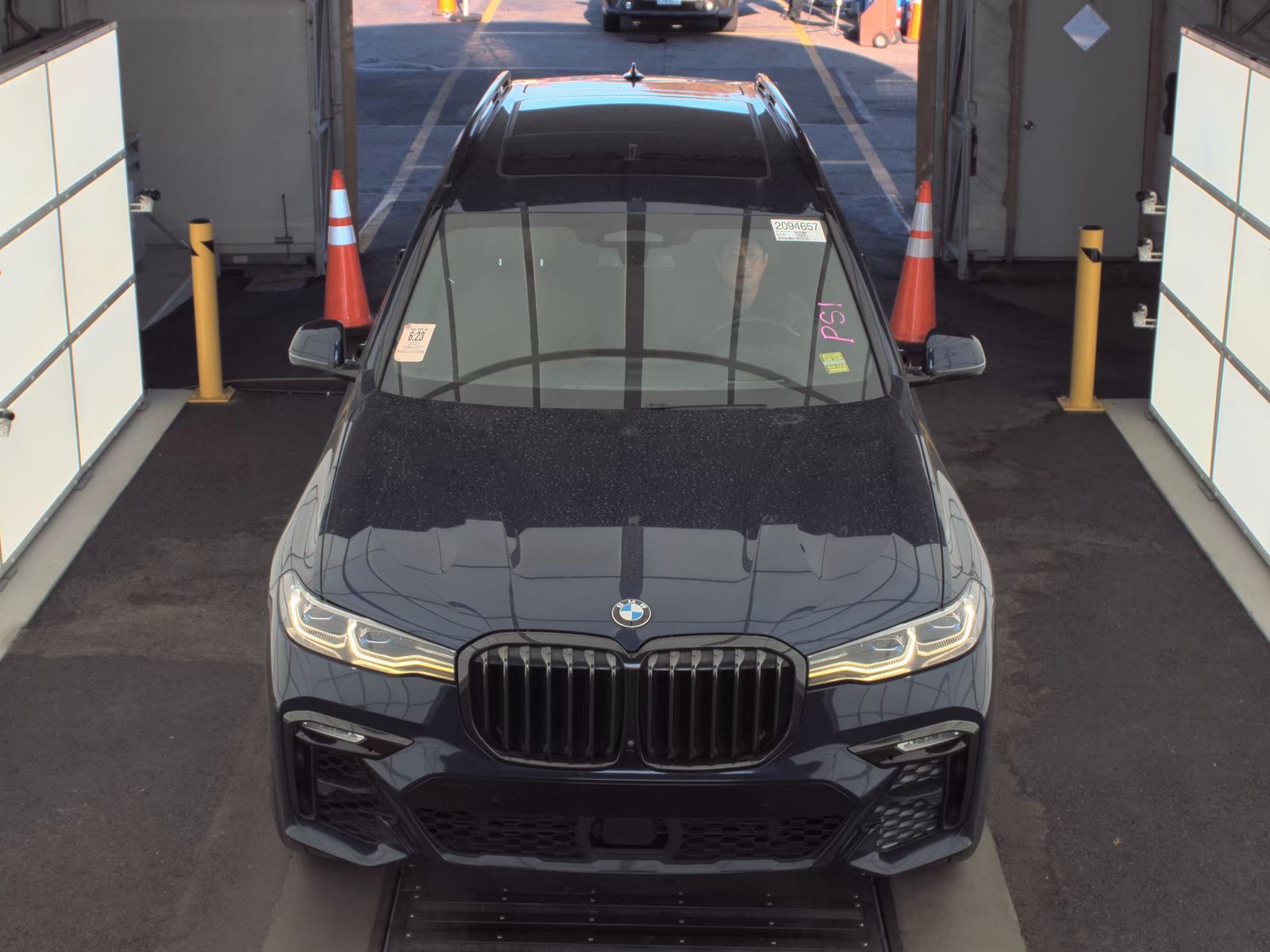 2021 BMW X7 M50i AWD