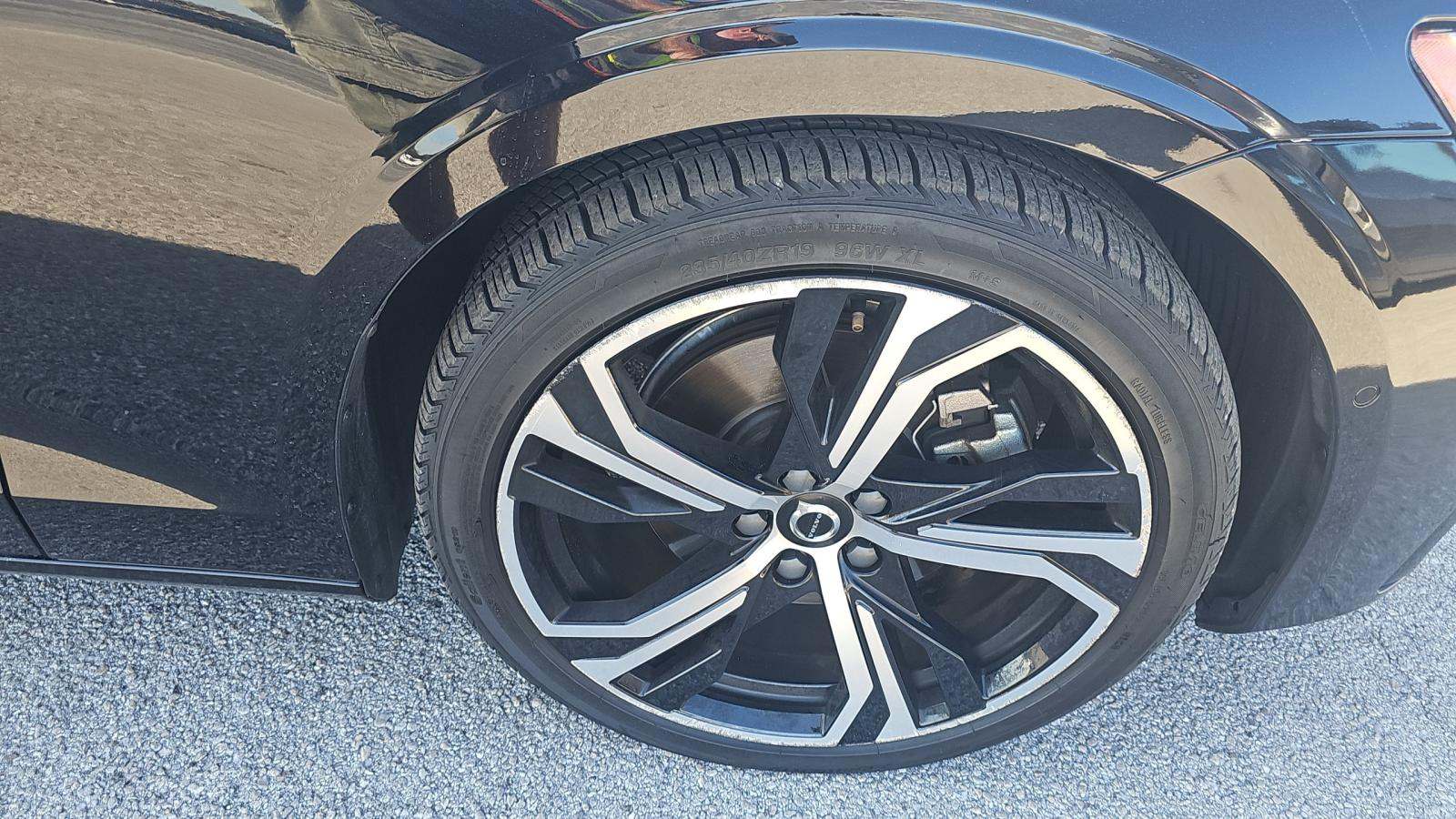 2024 Volvo S60 B5 Plus FWD