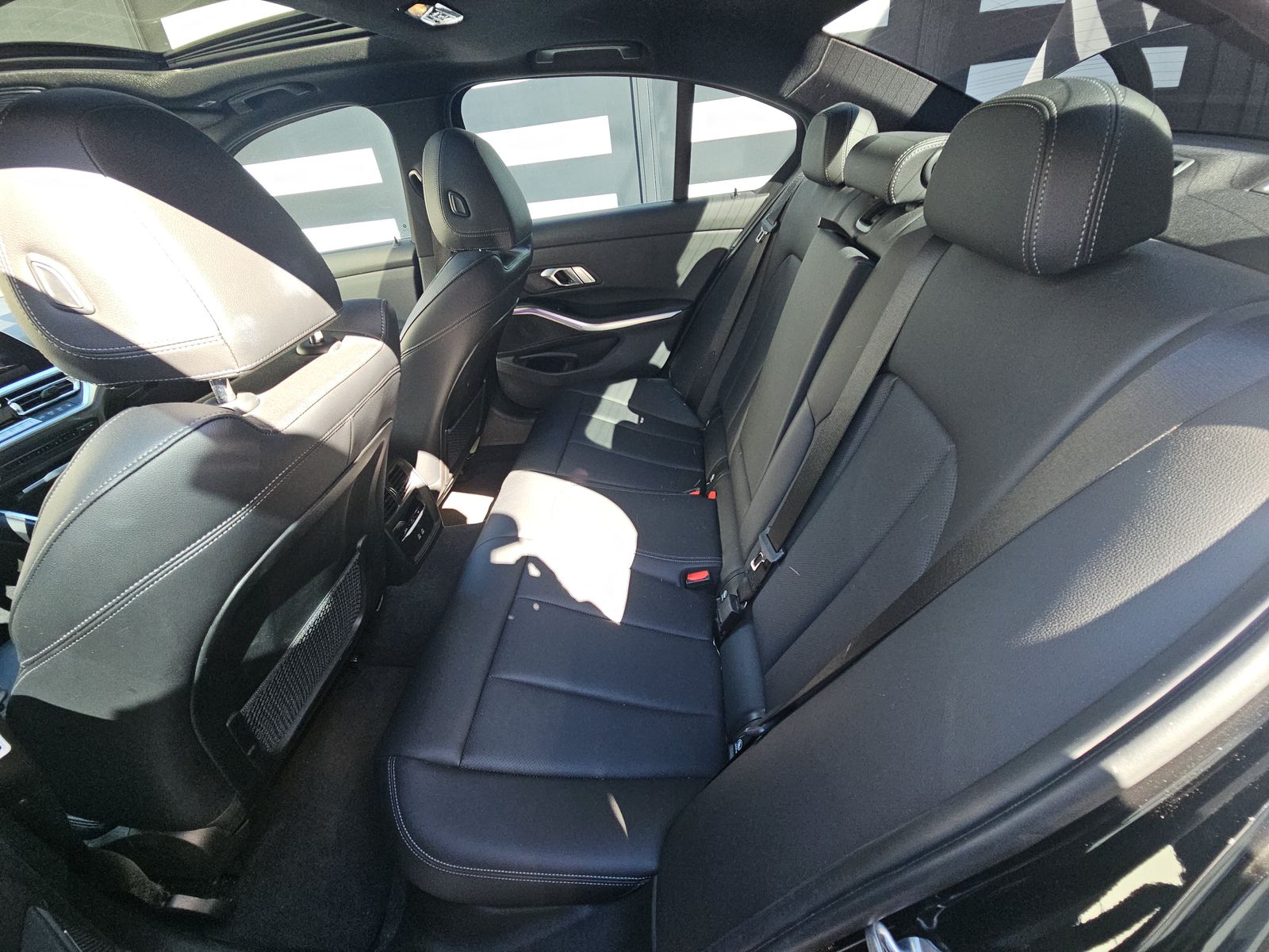 2022 BMW 3 Series 330i RWD