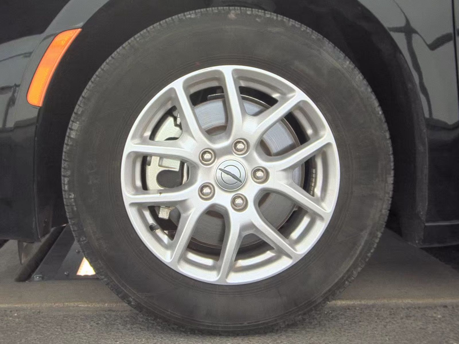 2025 Chrysler Pacifica Select FWD