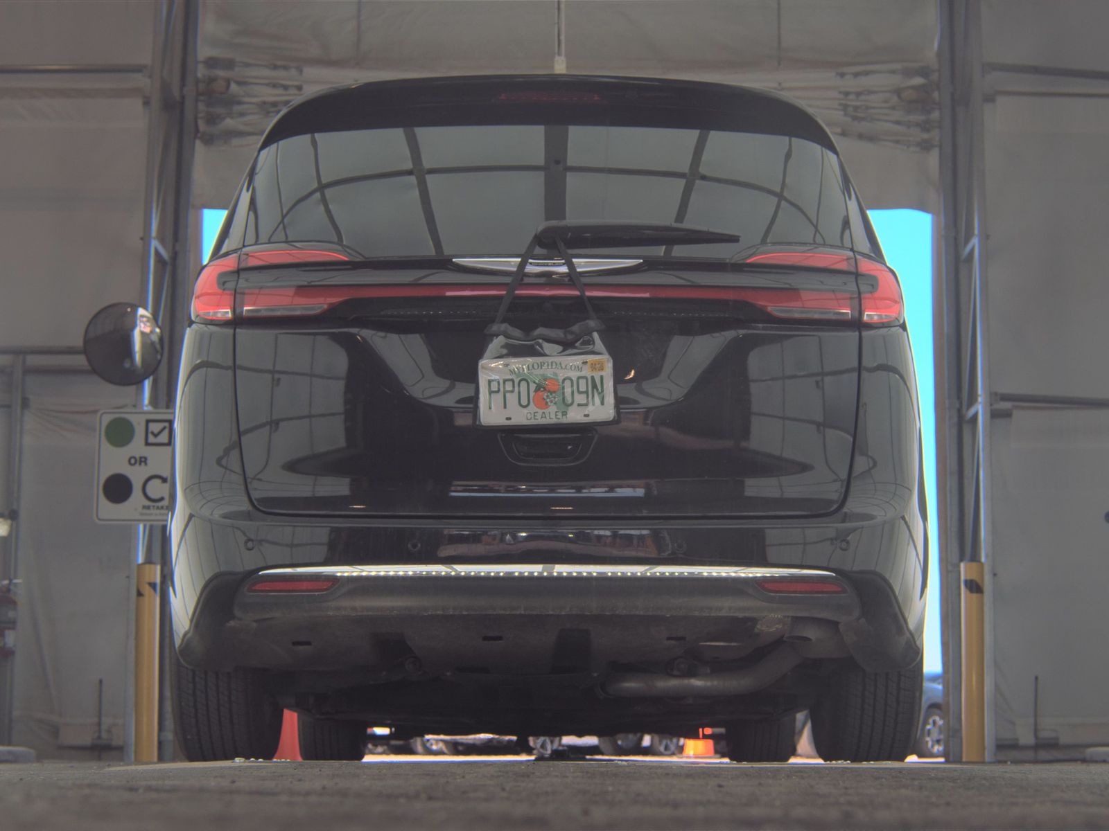 2025 Chrysler Pacifica Select FWD