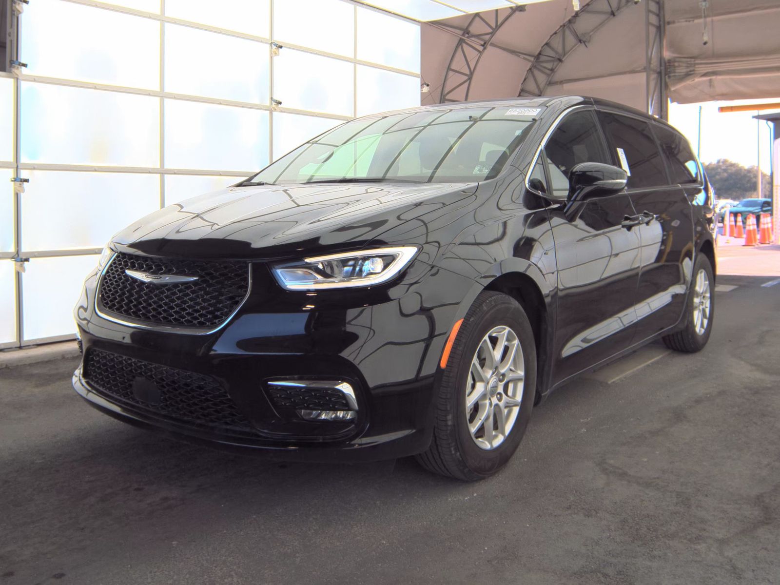 2025 Chrysler Pacifica Select FWD