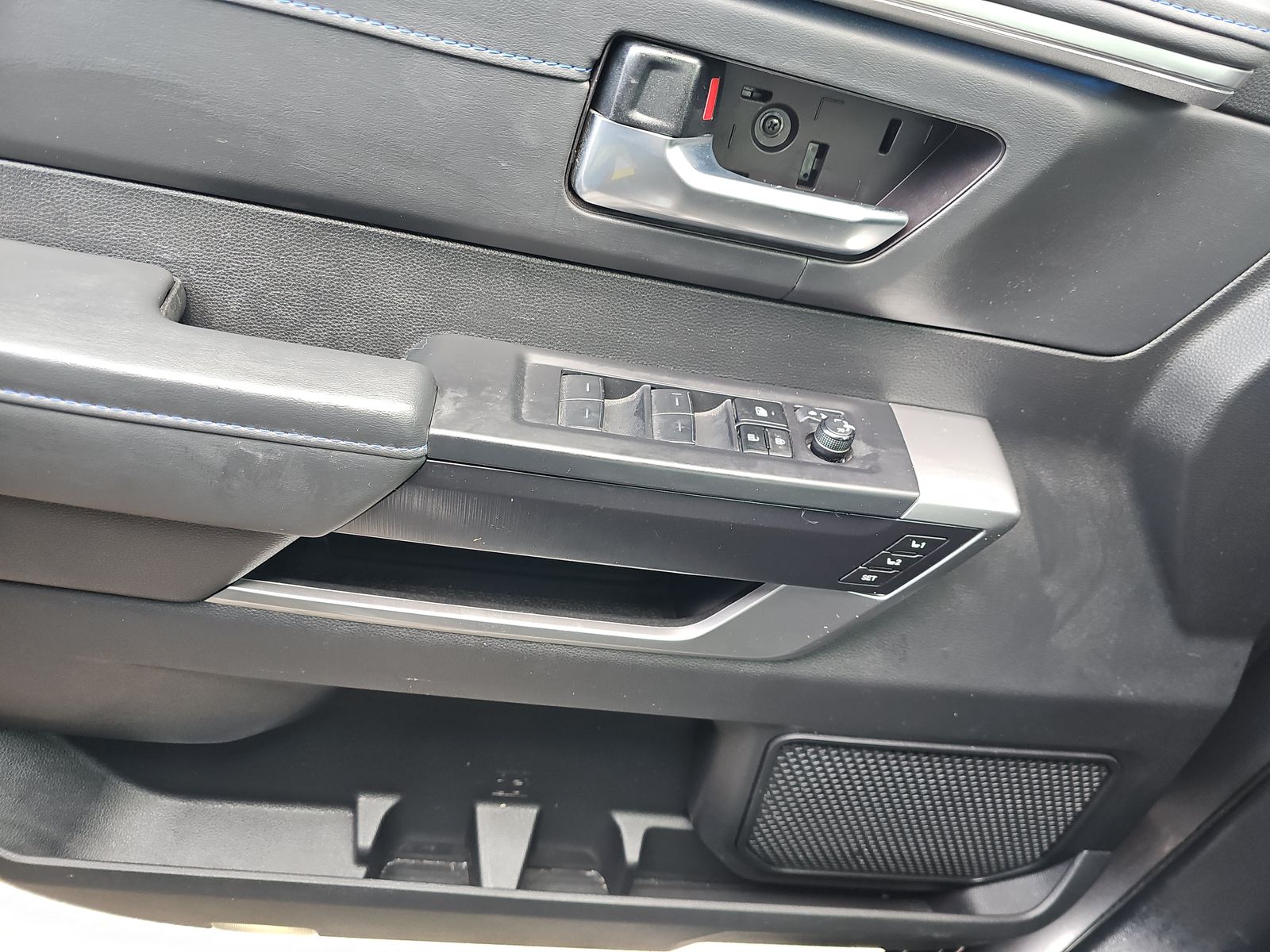 2023 Toyota Tundra Platinum AWD