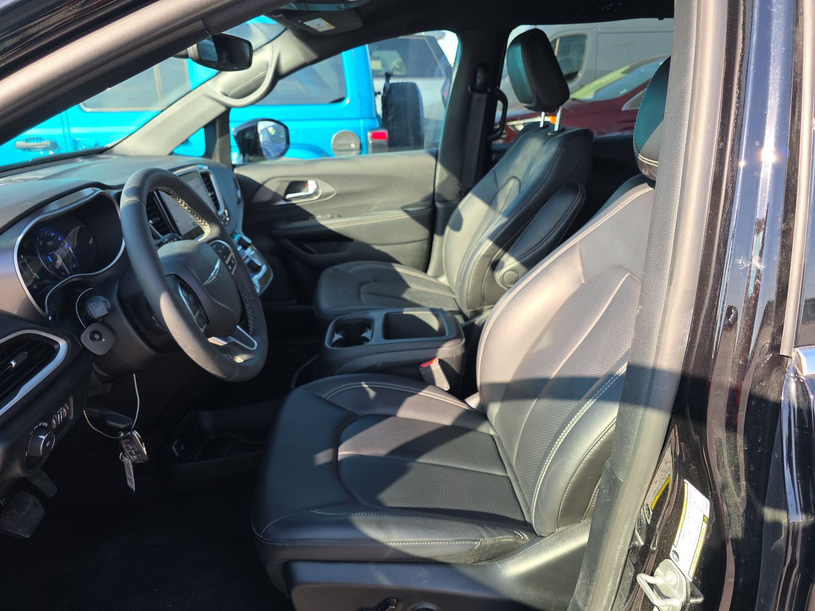 2025 Chrysler Pacifica Select FWD