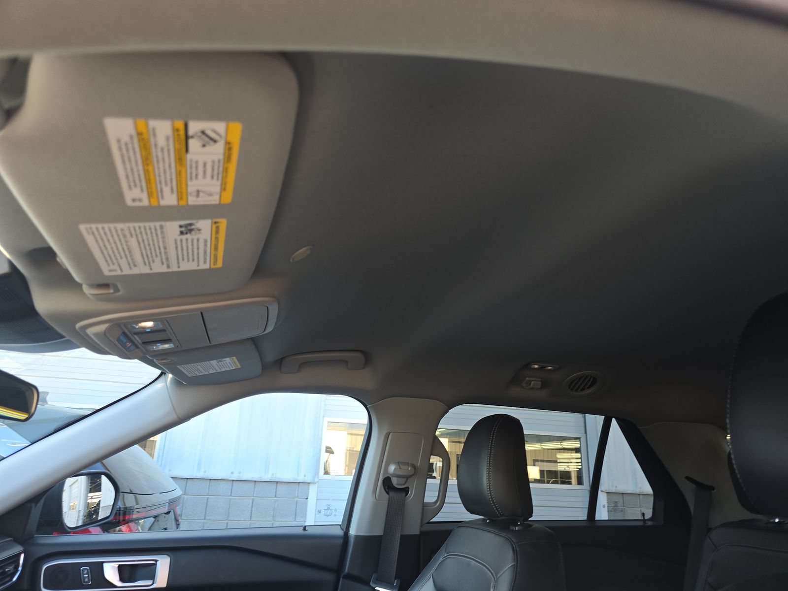 2024 Ford Explorer XLT RWD