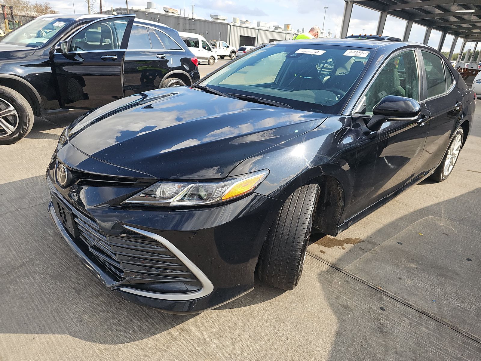 2023 Toyota Camry LE FWD