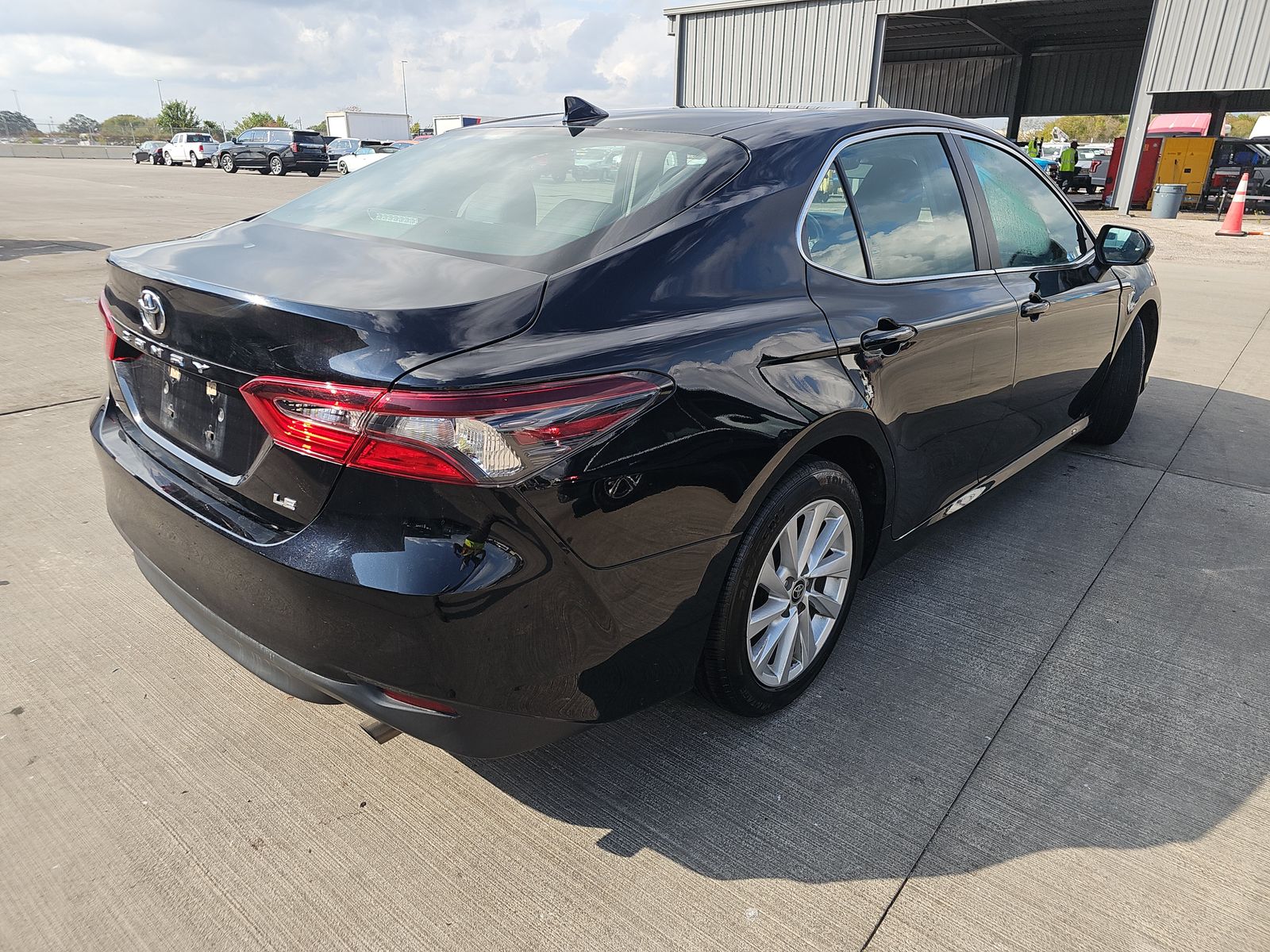 2023 Toyota Camry LE FWD