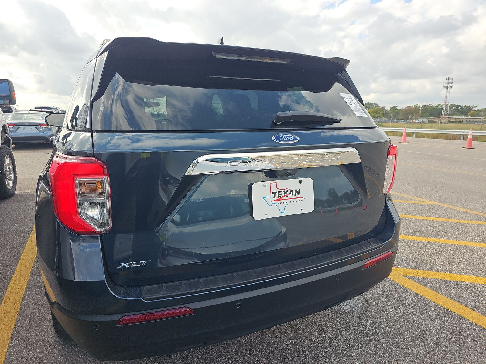 2024 Ford Explorer XLT RWD