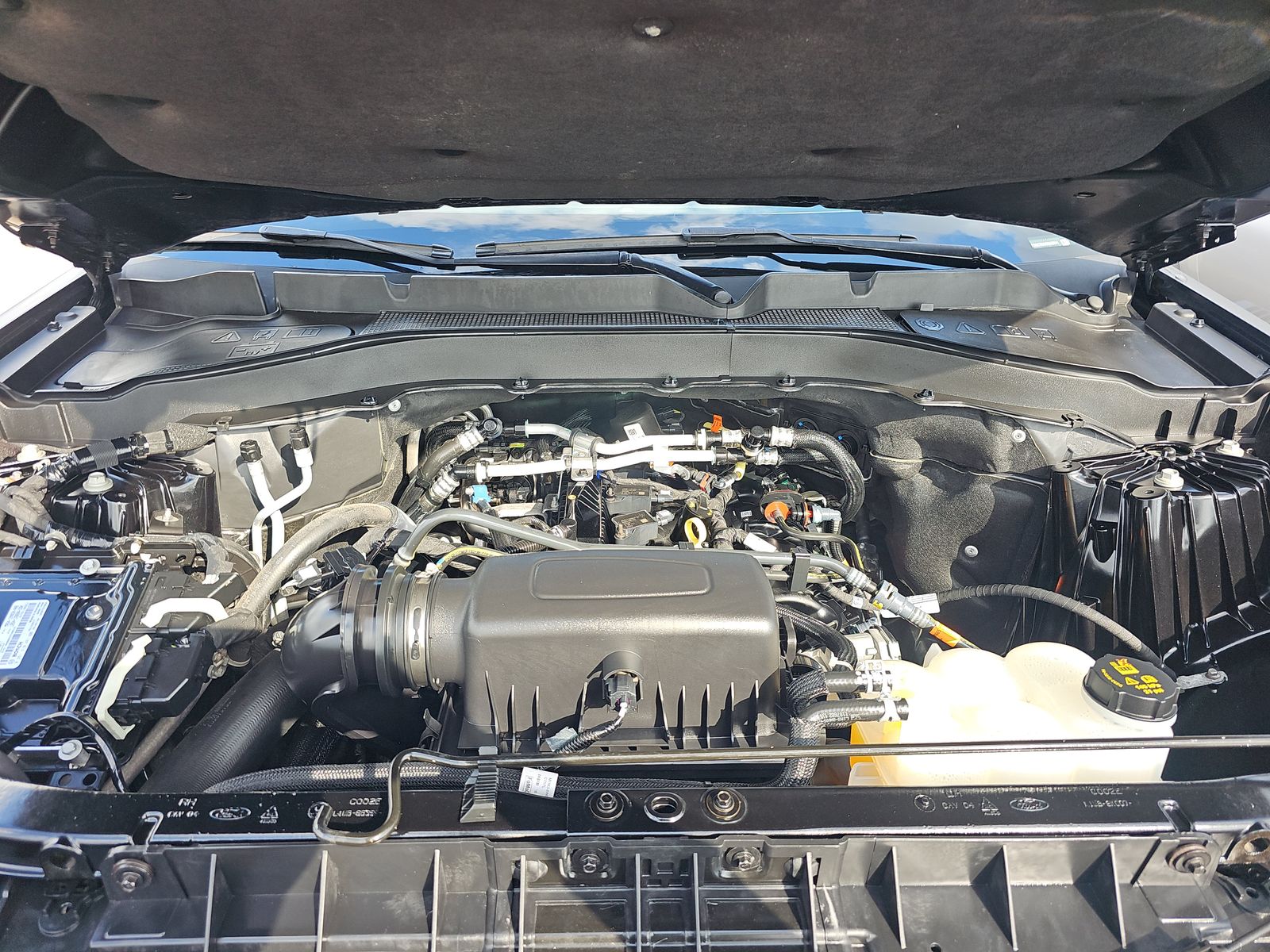 2024 Ford Explorer XLT RWD