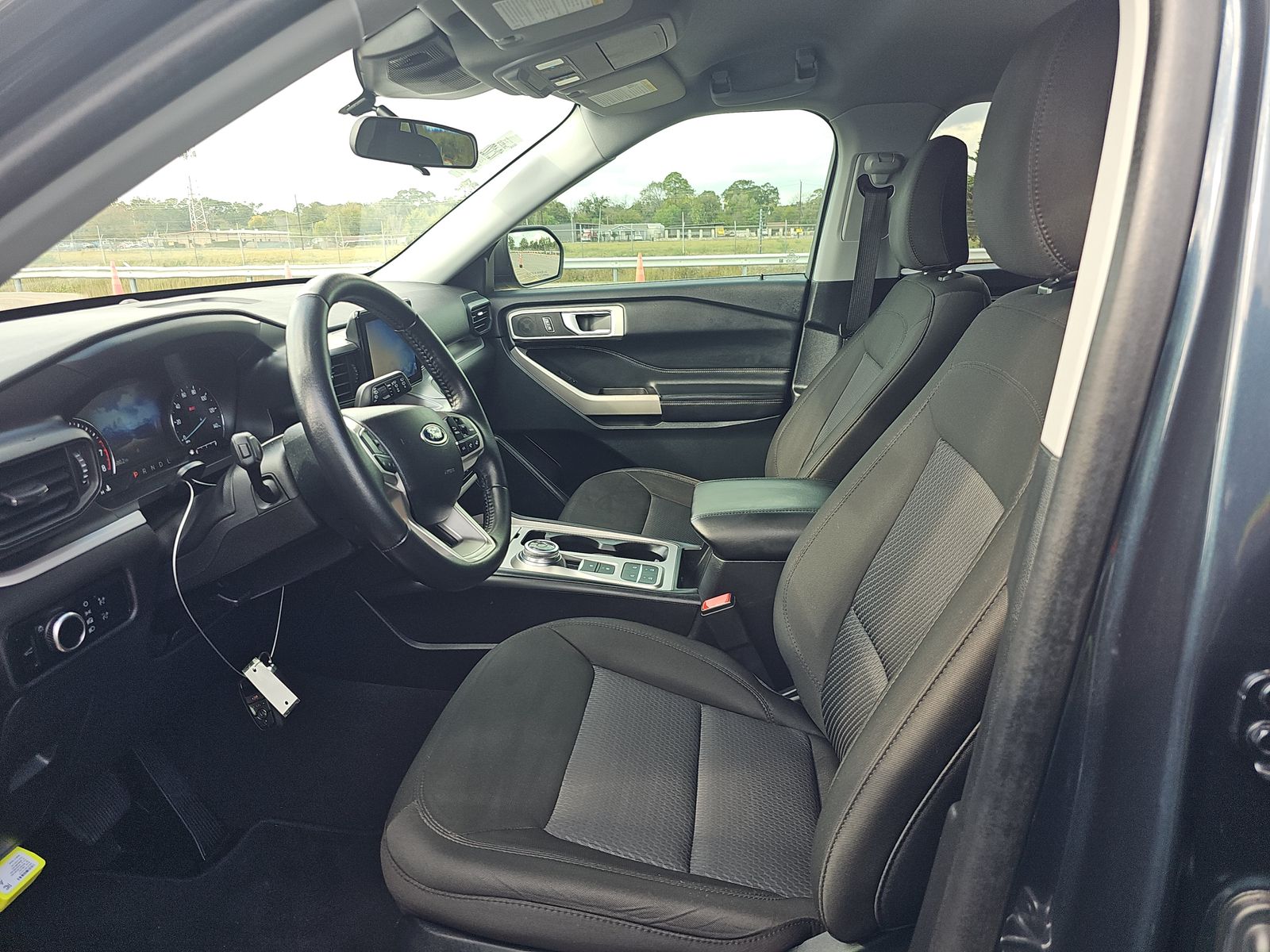 2024 Ford Explorer XLT RWD