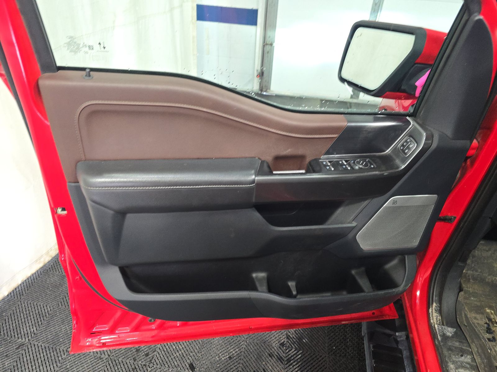 2023 Ford F-150 Lariat AWD