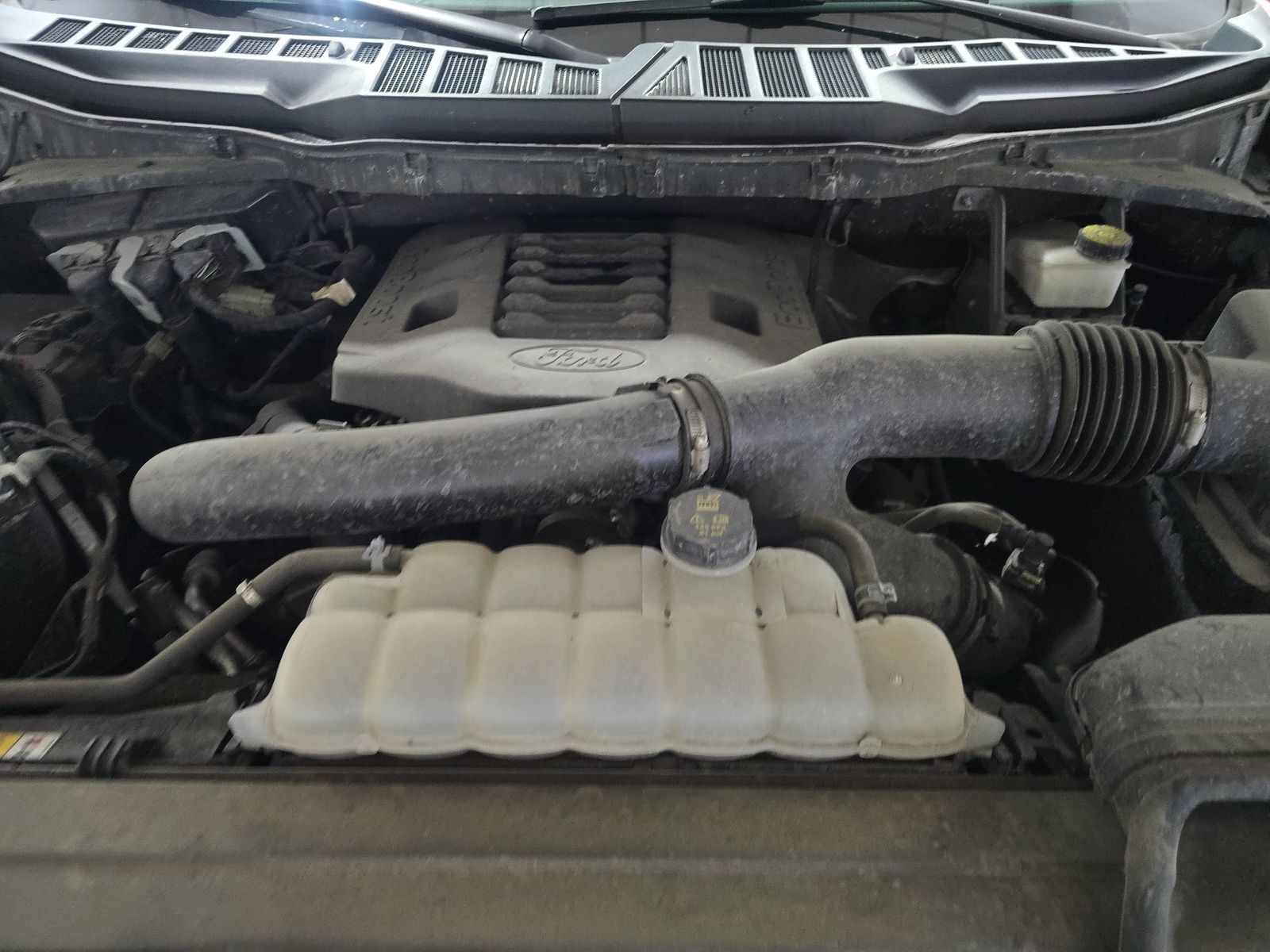 2023 Ford F-150 Lariat AWD