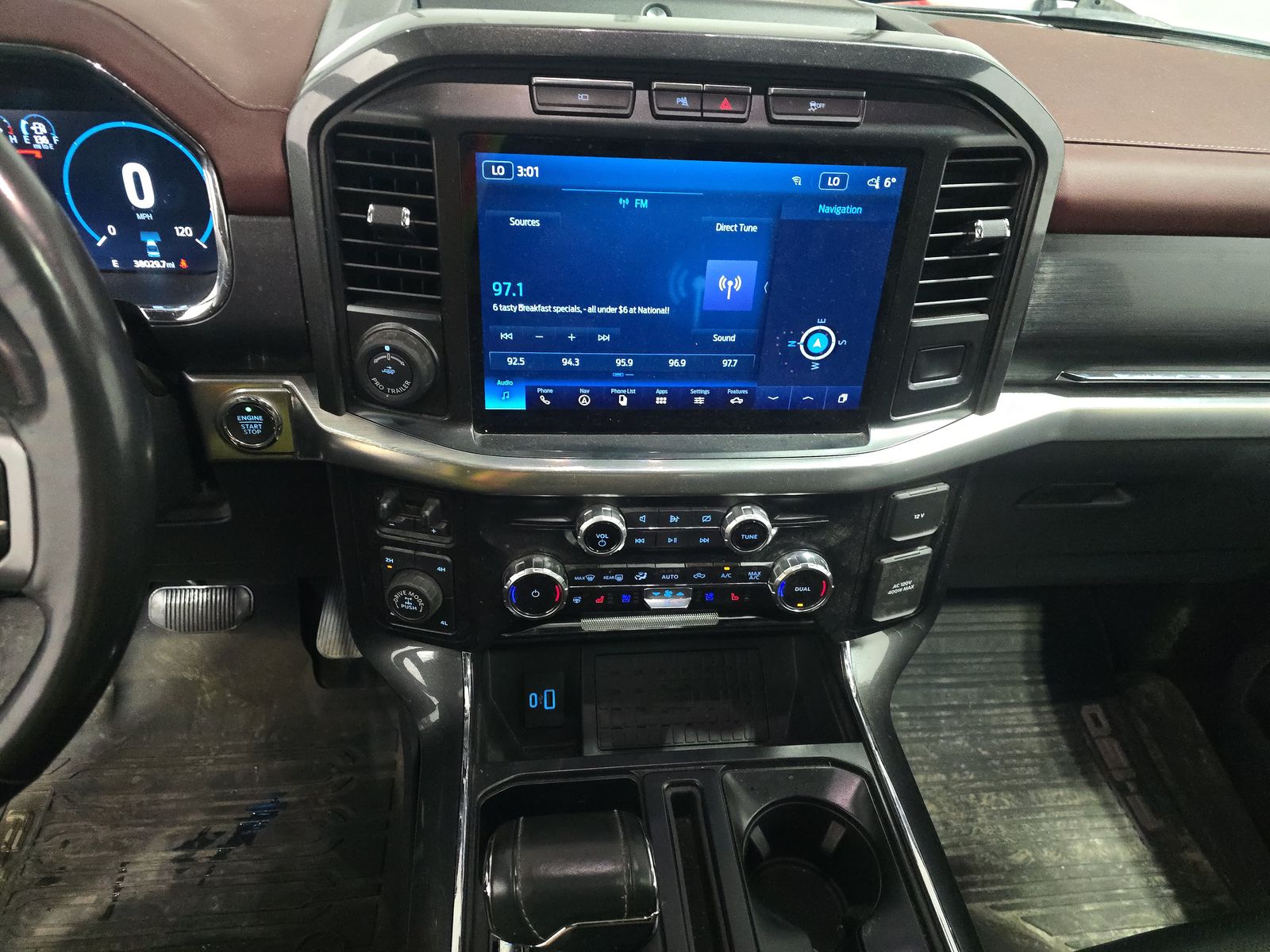 2023 Ford F-150 Lariat AWD