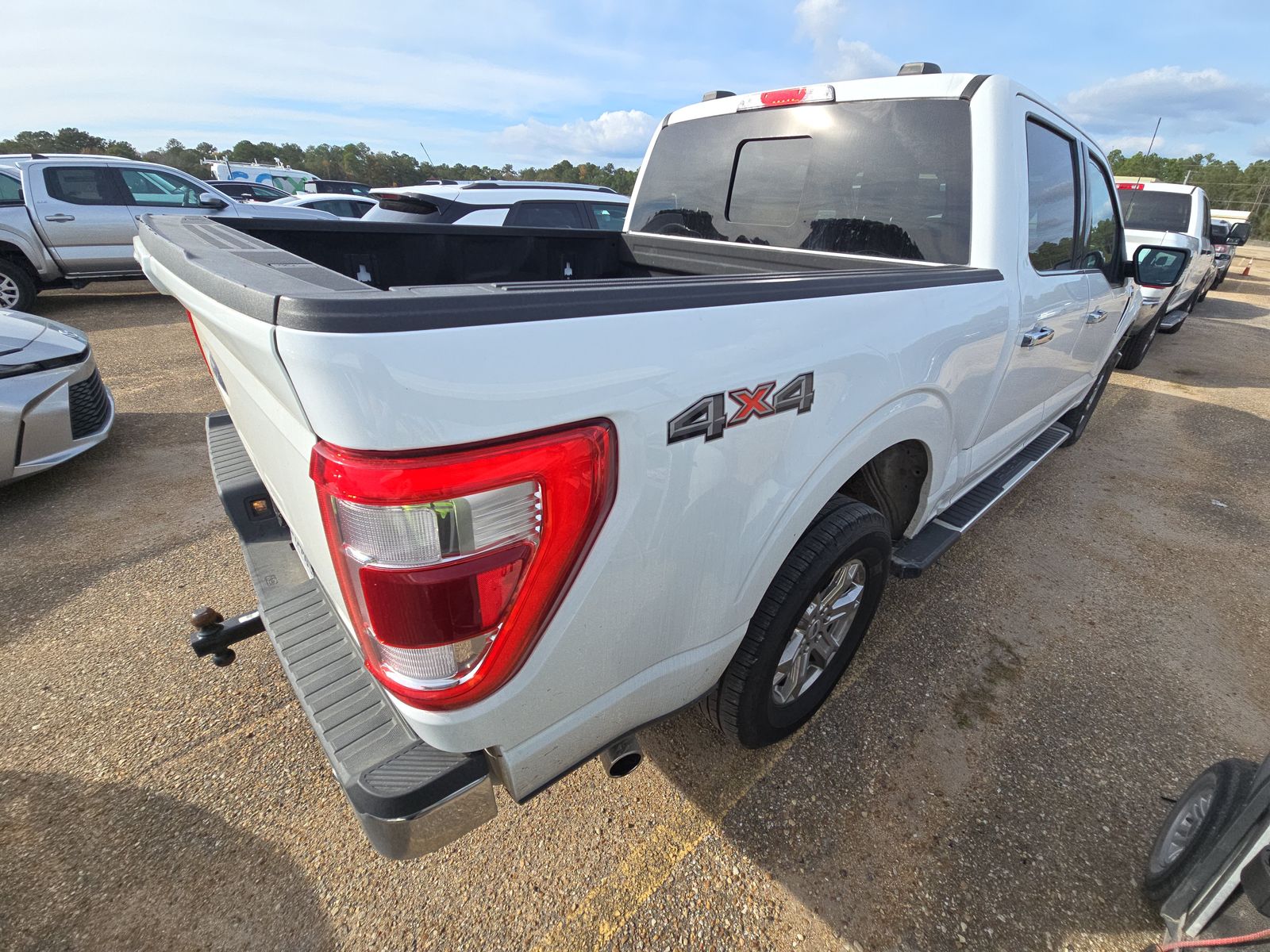 2023 Ford F-150 Lariat AWD