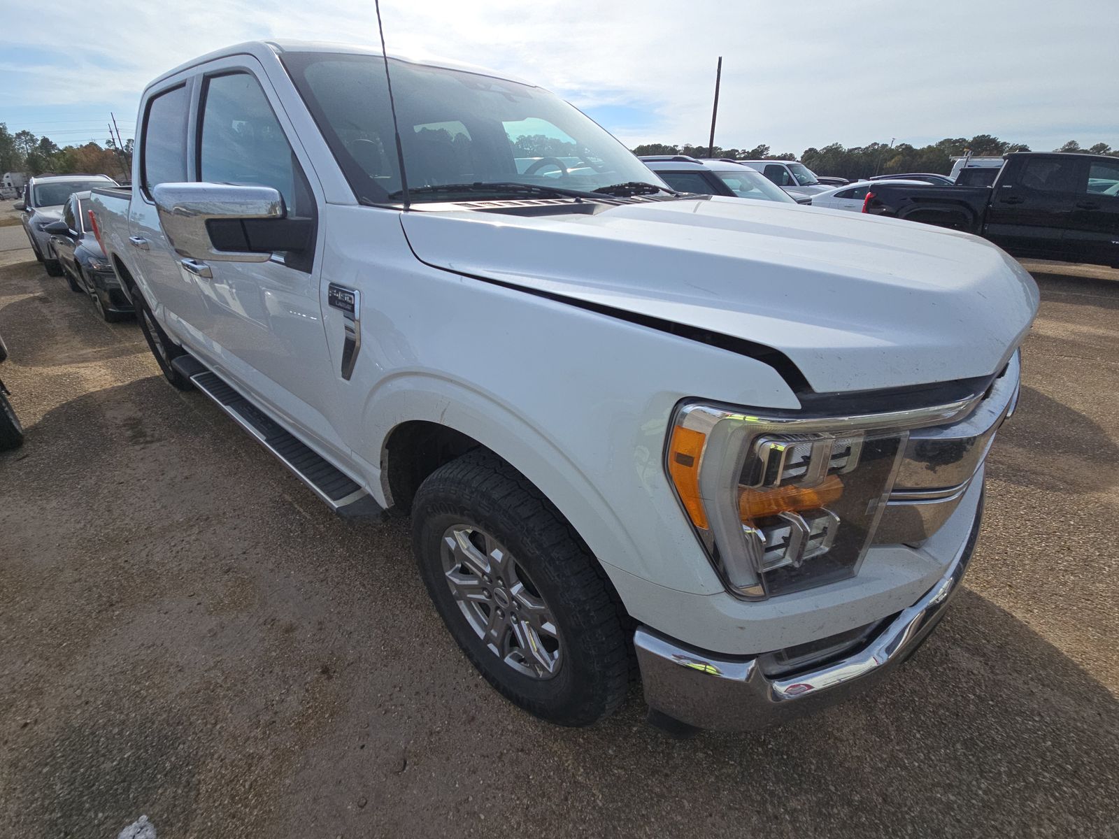 2023 Ford F-150 Lariat AWD