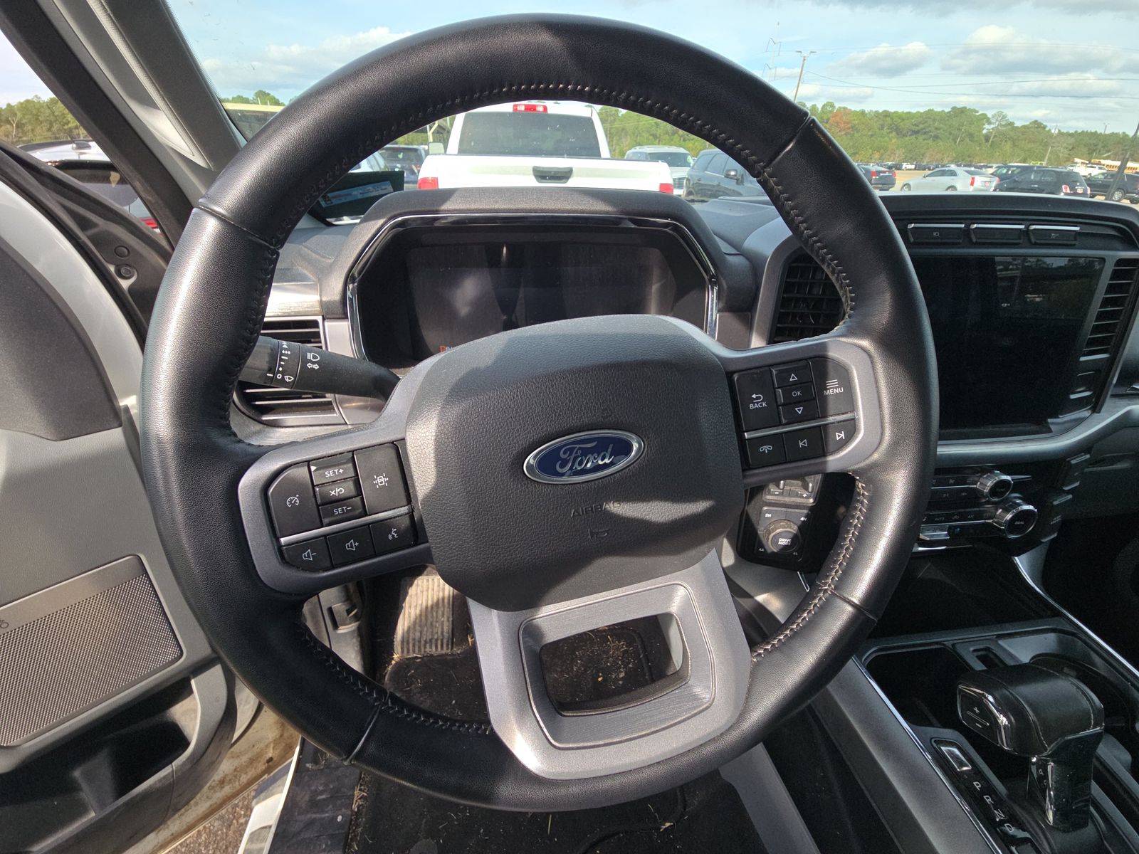 2023 Ford F-150 Lariat AWD