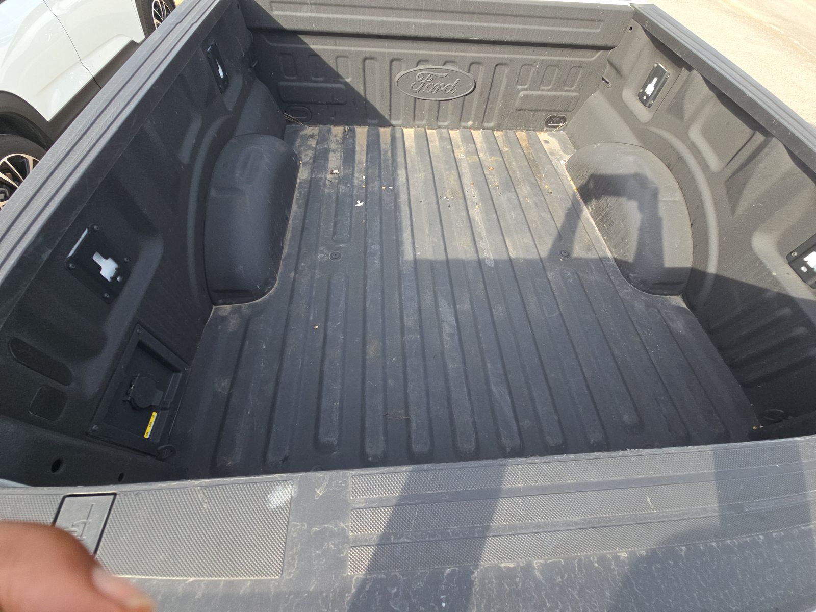 2023 Ford F-150 Lariat AWD