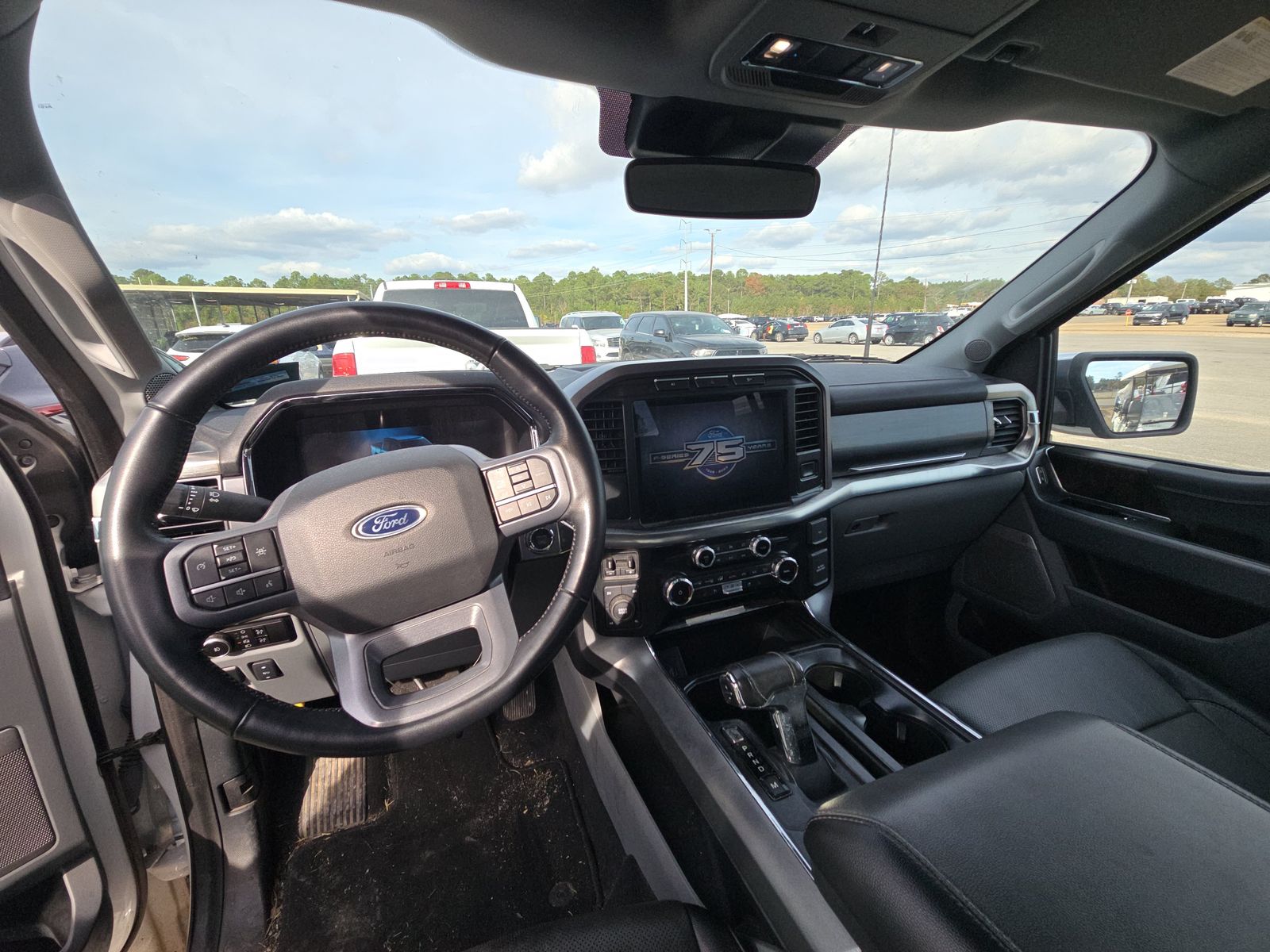 2023 Ford F-150 Lariat AWD