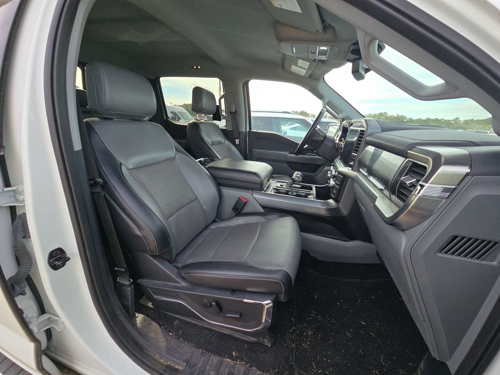 2023 Ford F-150 Lariat AWD