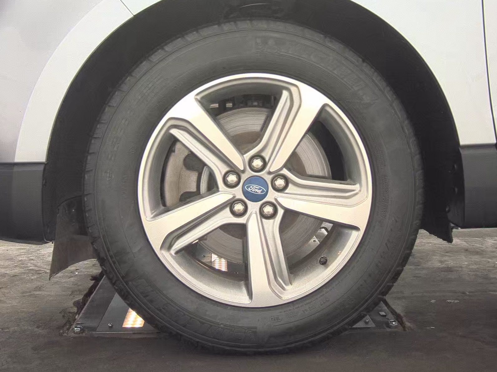 2022 Ford Edge SEL AWD