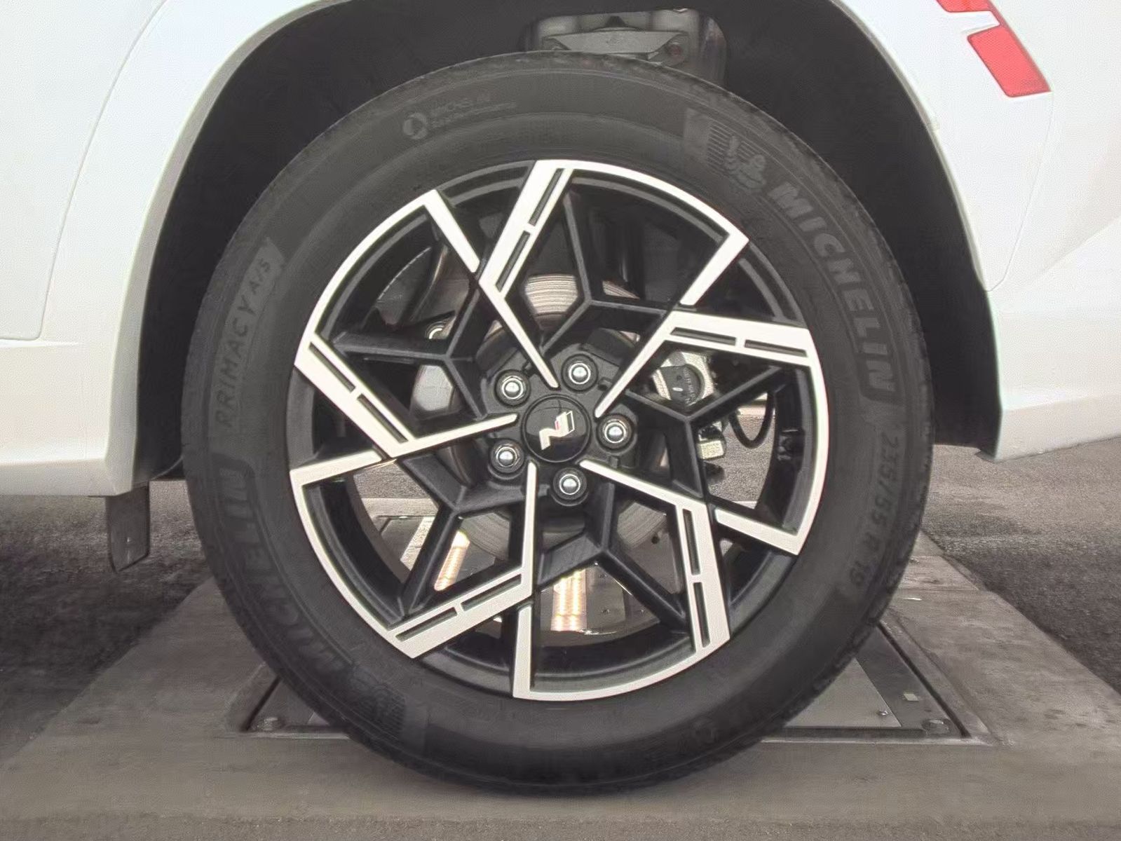 2025 Hyundai Tucson Hybrid N-Line AWD