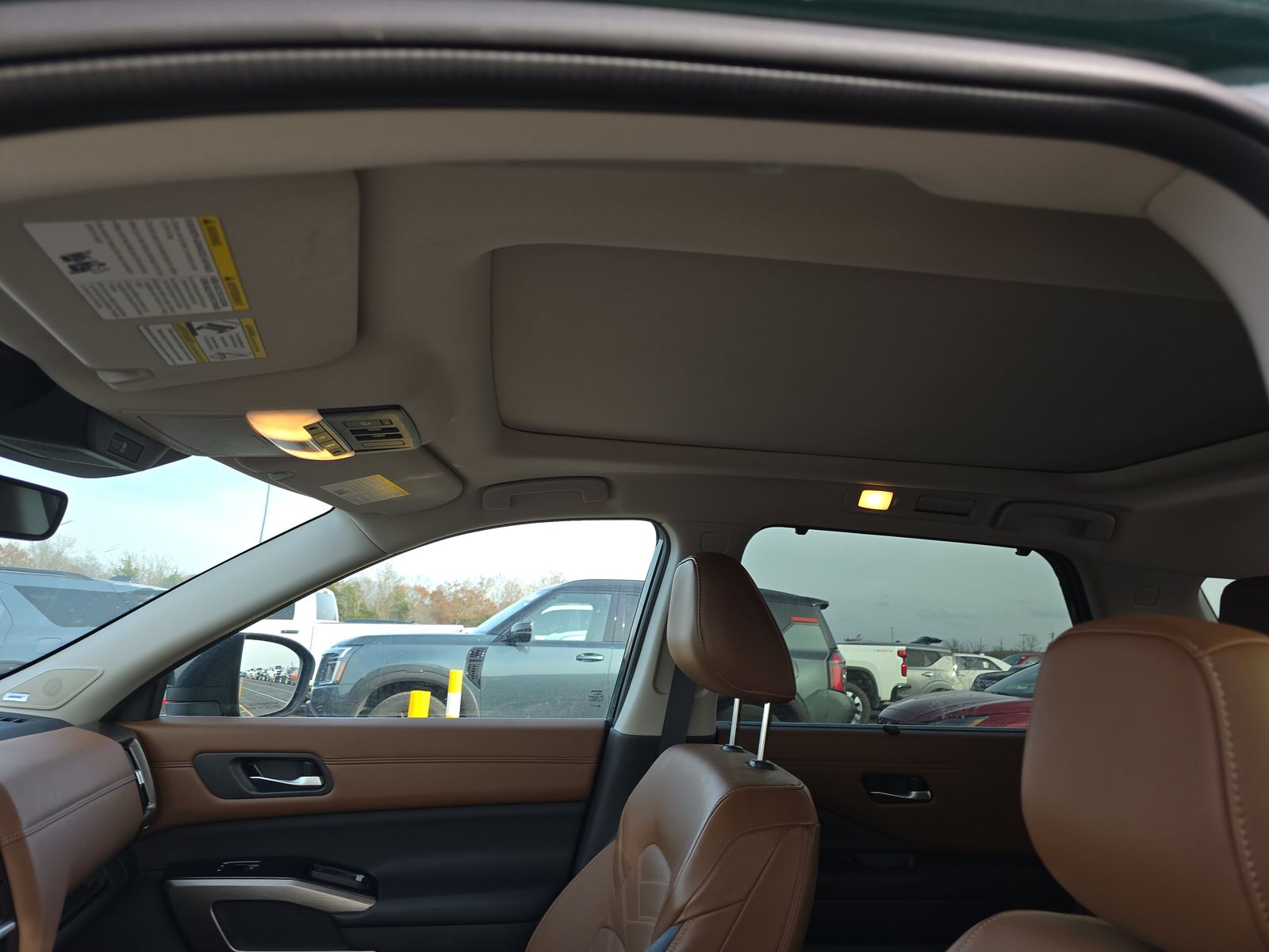 2024 Nissan Pathfinder Platinum FWD