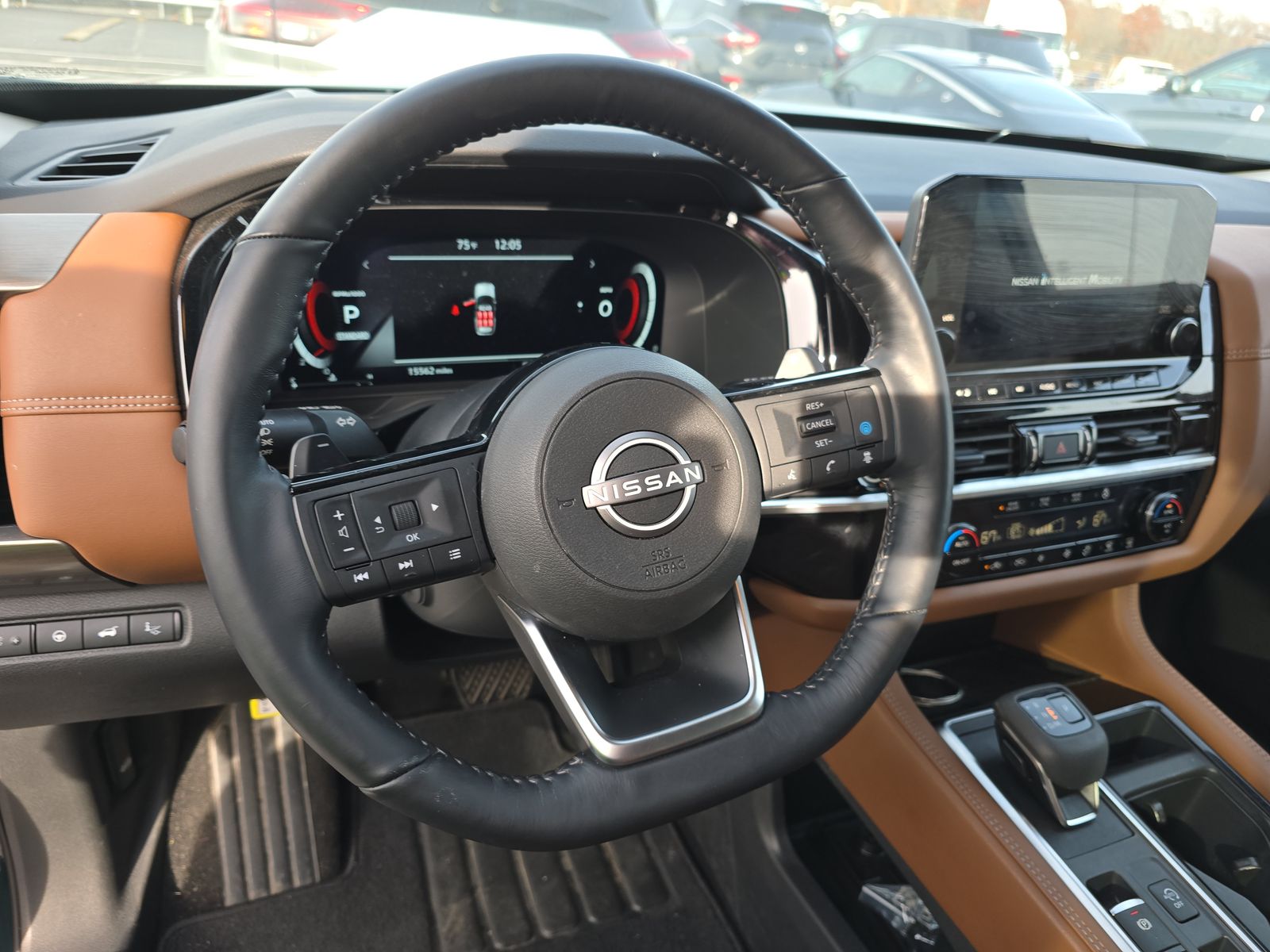 2024 Nissan Pathfinder Platinum FWD