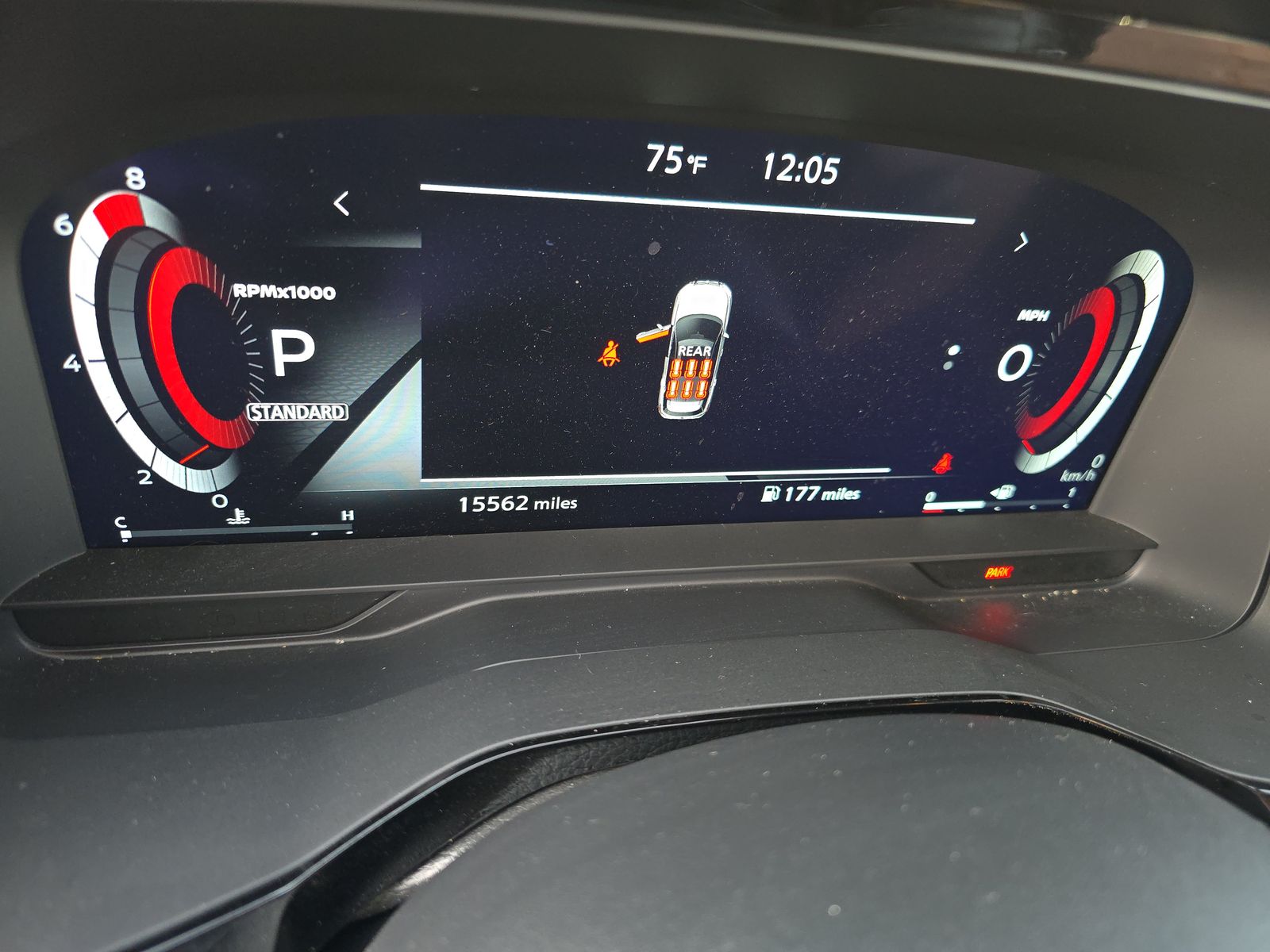 2024 Nissan Pathfinder Platinum FWD