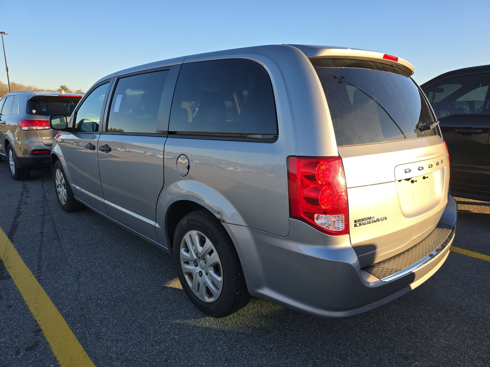 2019 Dodge Grand Caravan SE FWD