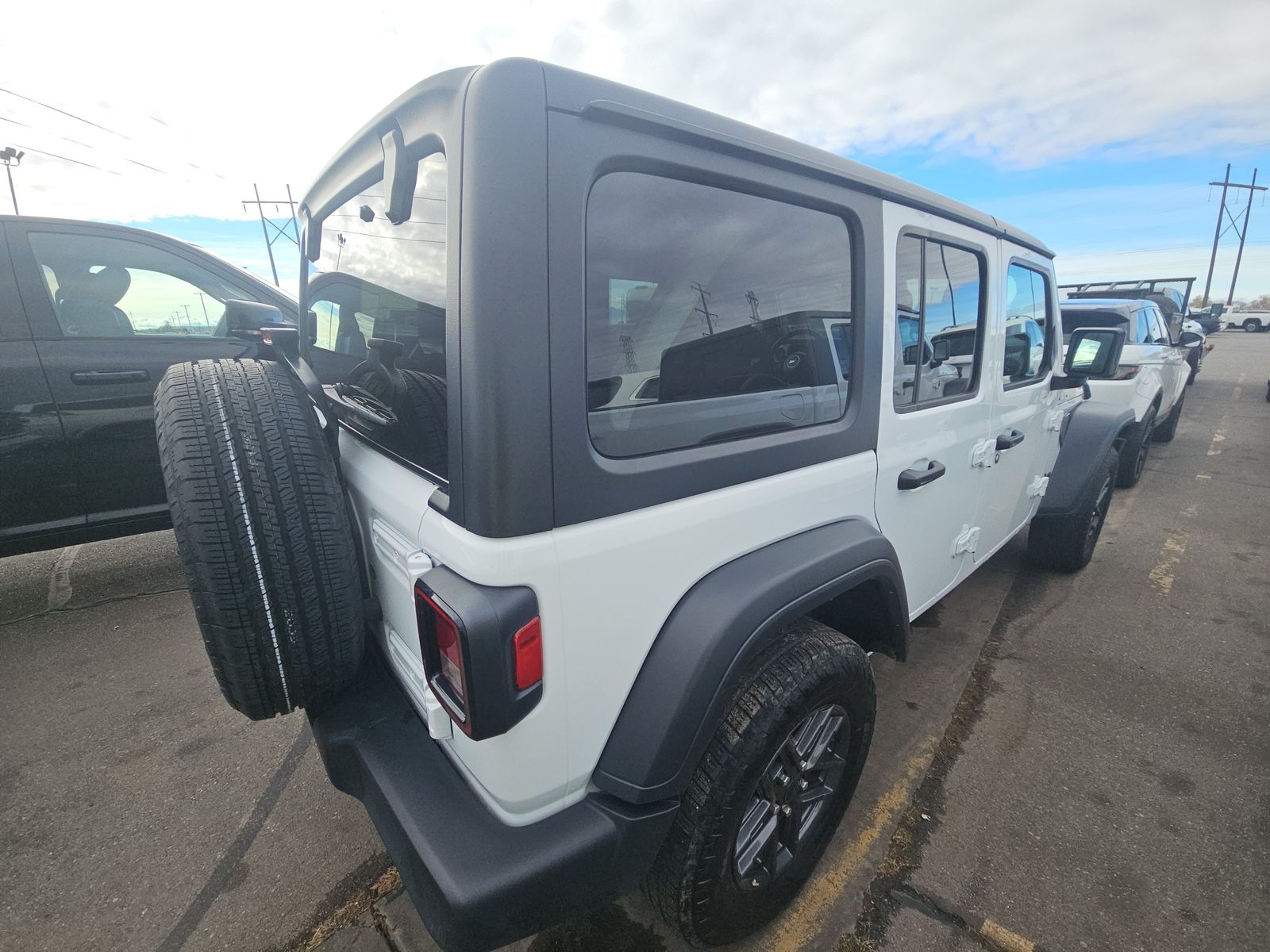 2024 Jeep Wrangler Sport S AWD