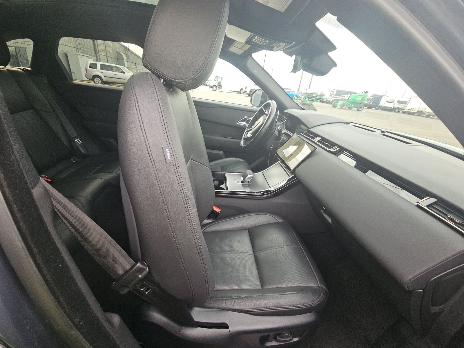 2025 Land Rover Range Rover Velar Dynamic SE AWD