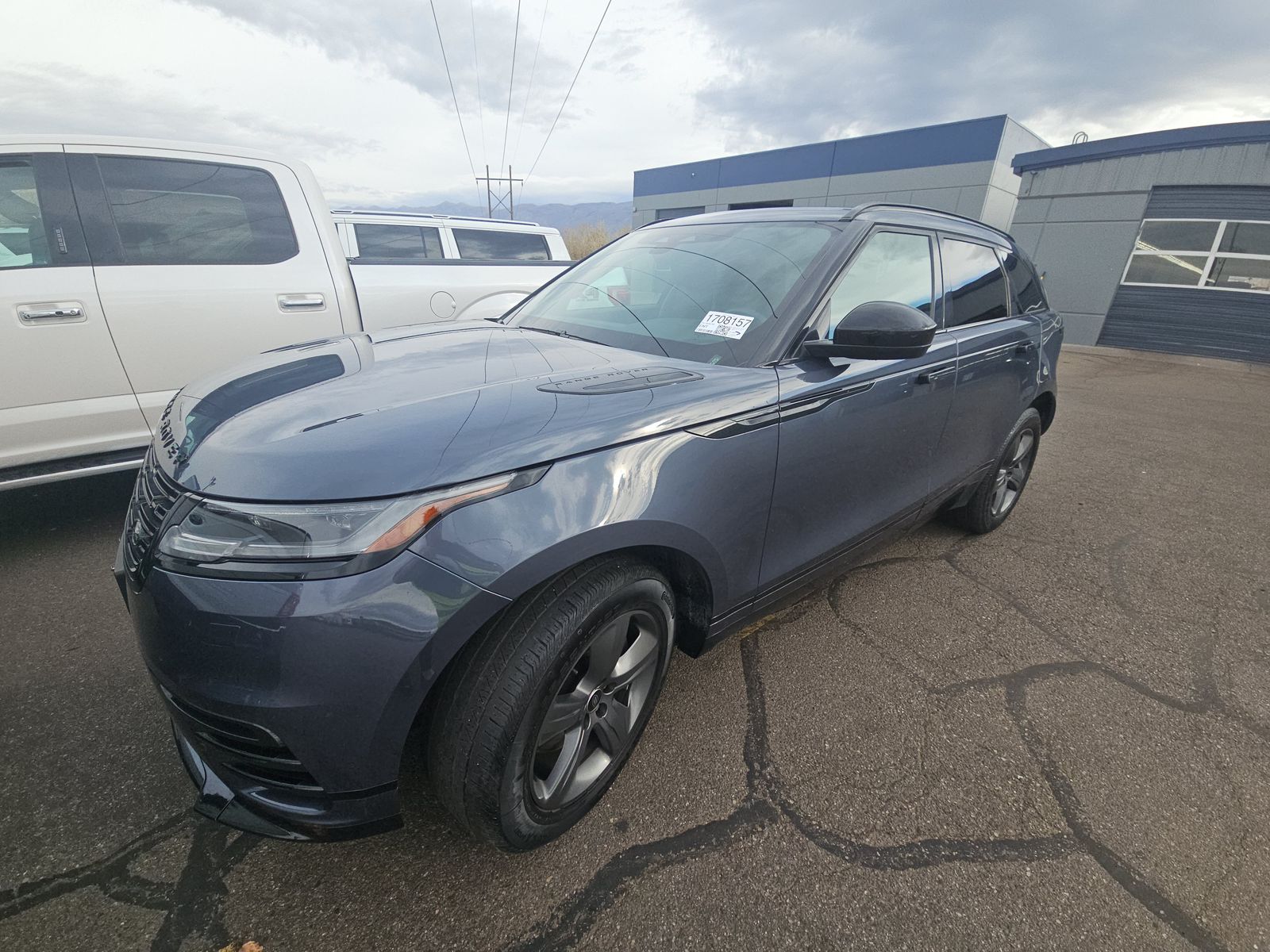 2025 Land Rover Range Rover Velar Dynamic SE AWD