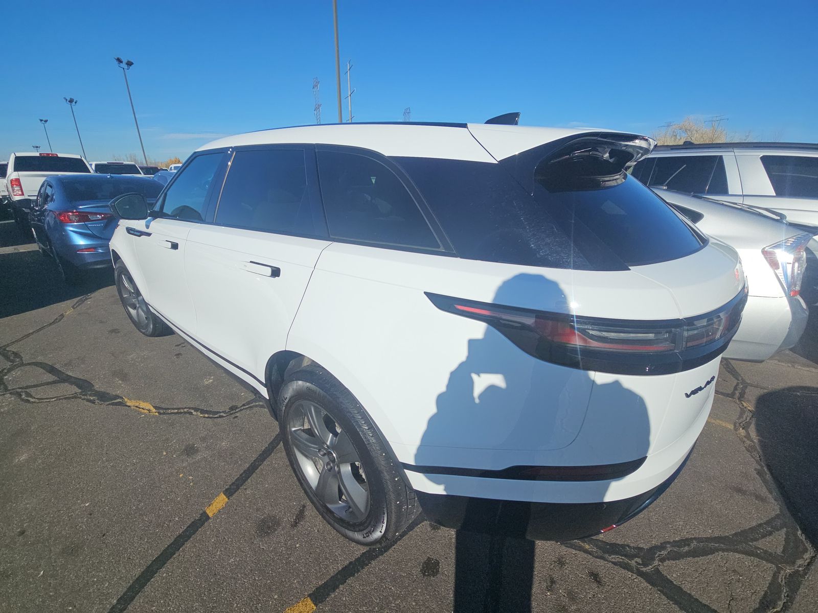 2025 Land Rover Range Rover Velar Dynamic SE AWD