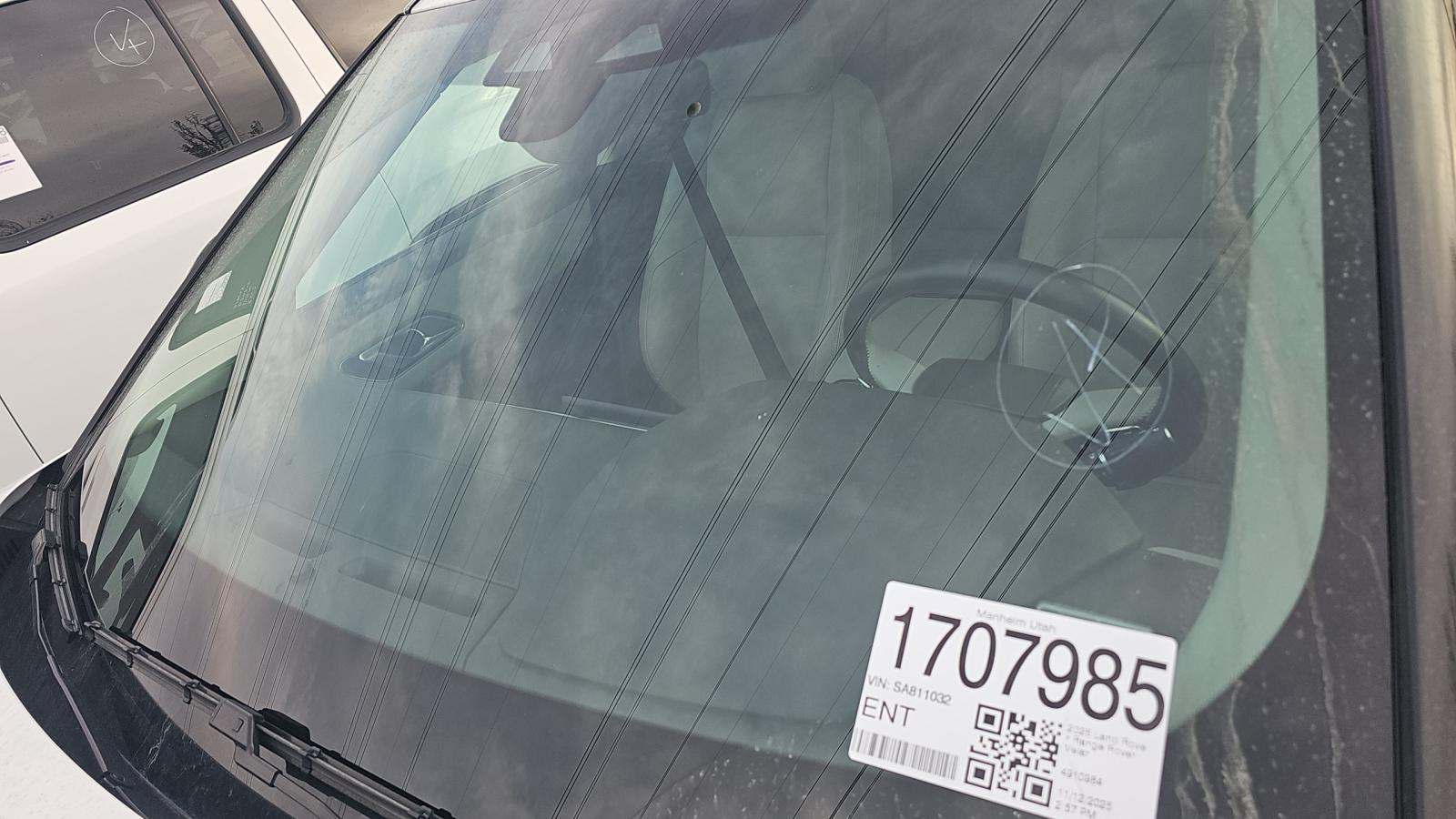 2025 Land Rover Range Rover Velar Dynamic SE AWD